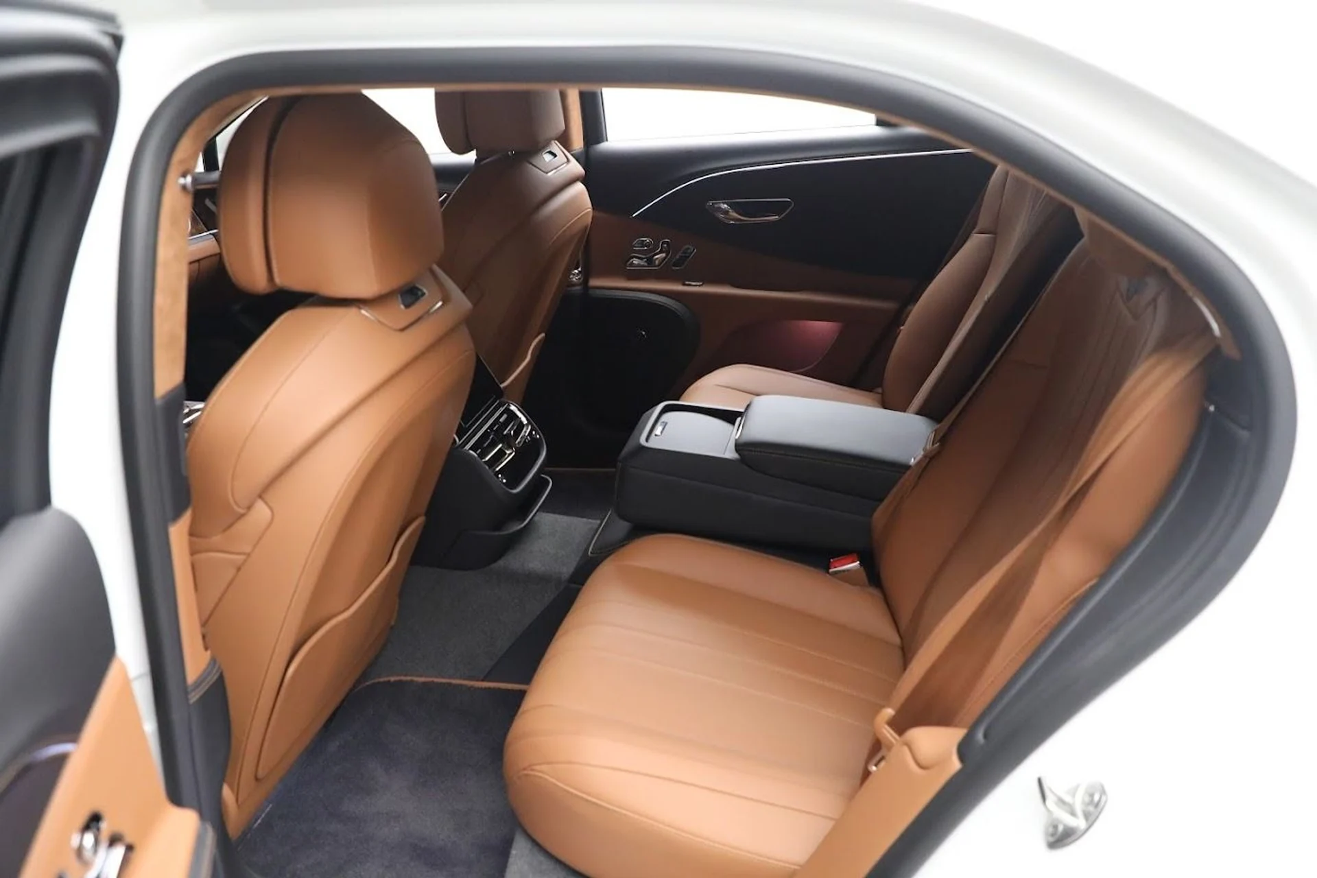 mph022_3285847721_Used_2022_Bentley_Flying_Spur_Hybrid_1217d89f68