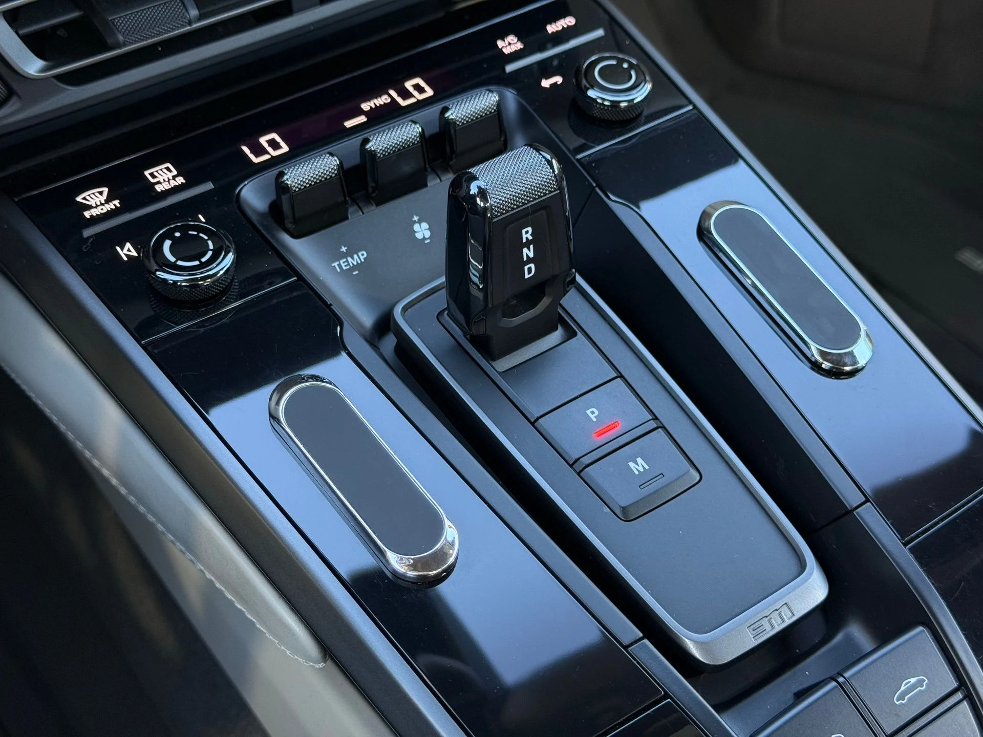 mph022_3286821175_5123c9764bc27cbddd3d689ed7d527f1_be25a921cc