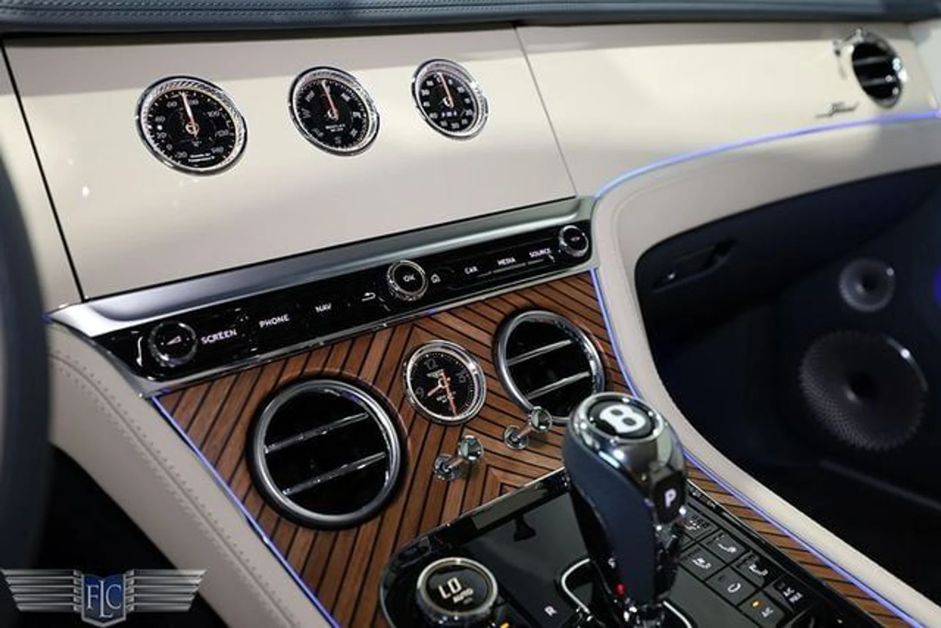 mph022_3287438581_used_2023_bentley_continental_gtcspeedconvertibleoceanedition_9689_23028266_27_640_f5a8c28e36