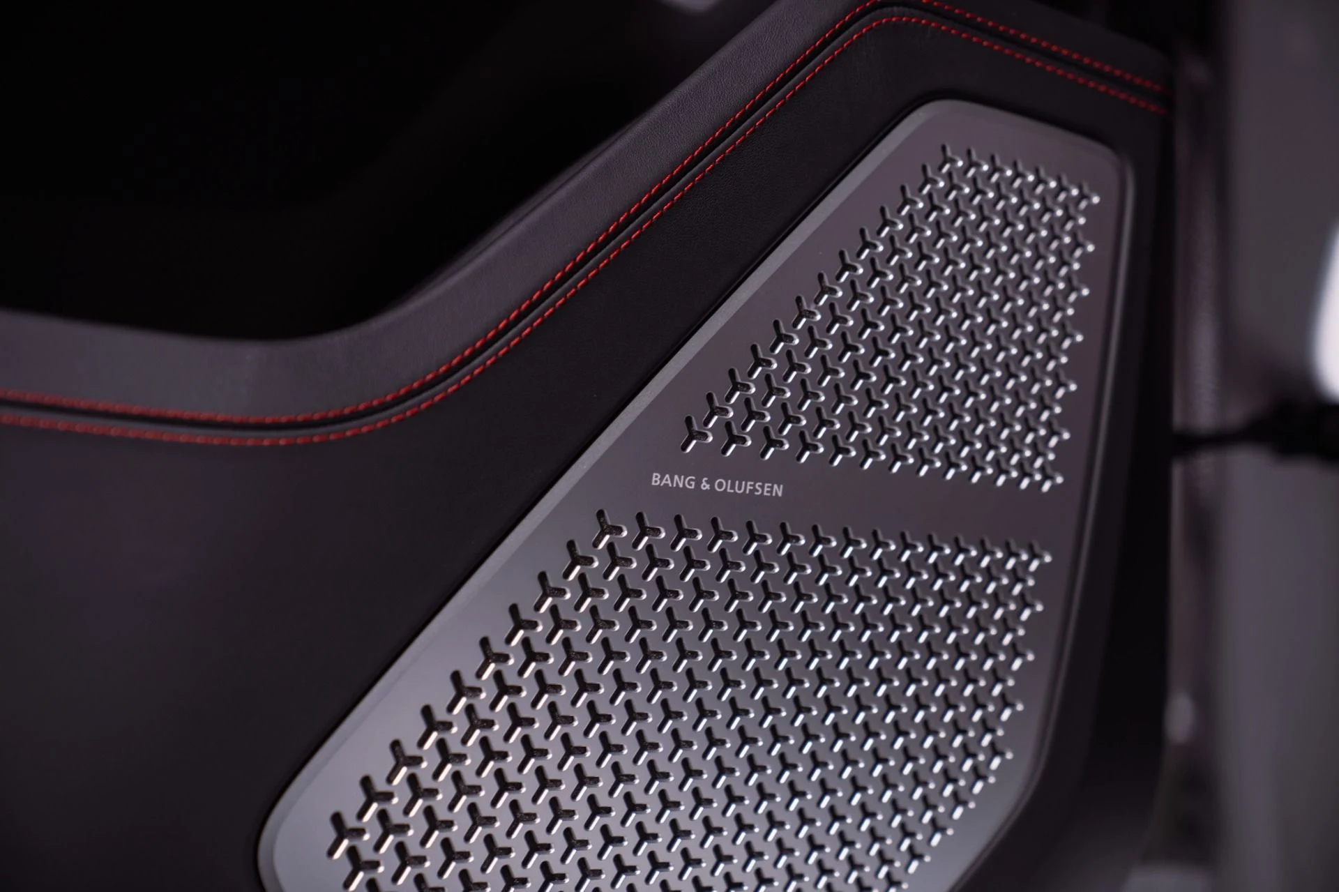 mph022_328996208_Used_2022_Lamborghini_Urus_Full_Carbon_Interior_Package_1792255478_0d515ee017