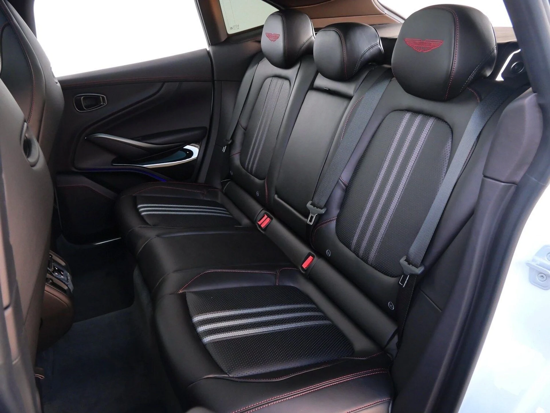 mph022_3292001981_22c2d310053d991d2b3cba0d4323190cx_03de1a6363