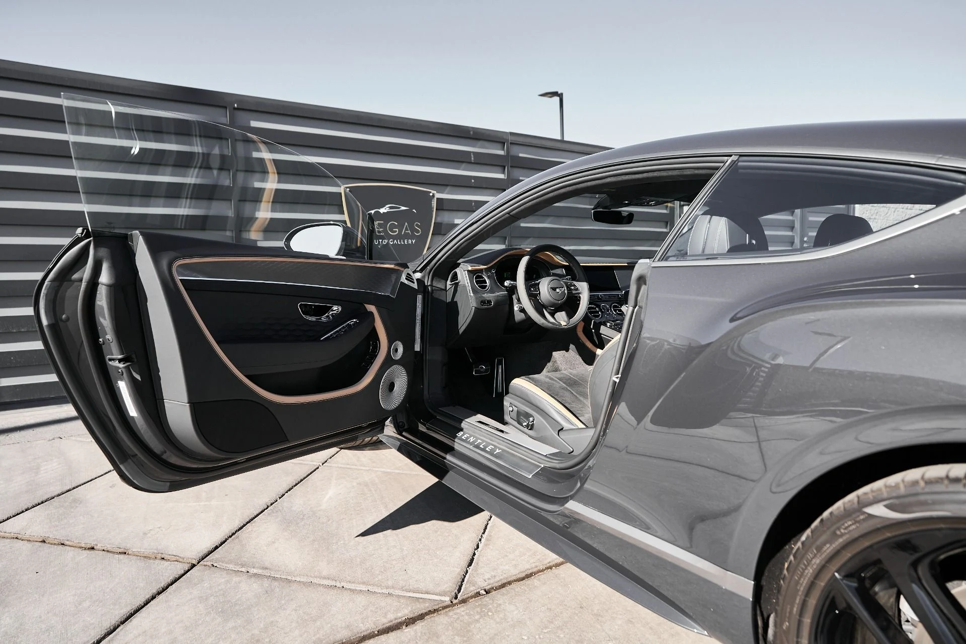 mph022_329341838_Used_2025_Bentley_Continental_GT_Speed_1765227148_4cc33f0d0e