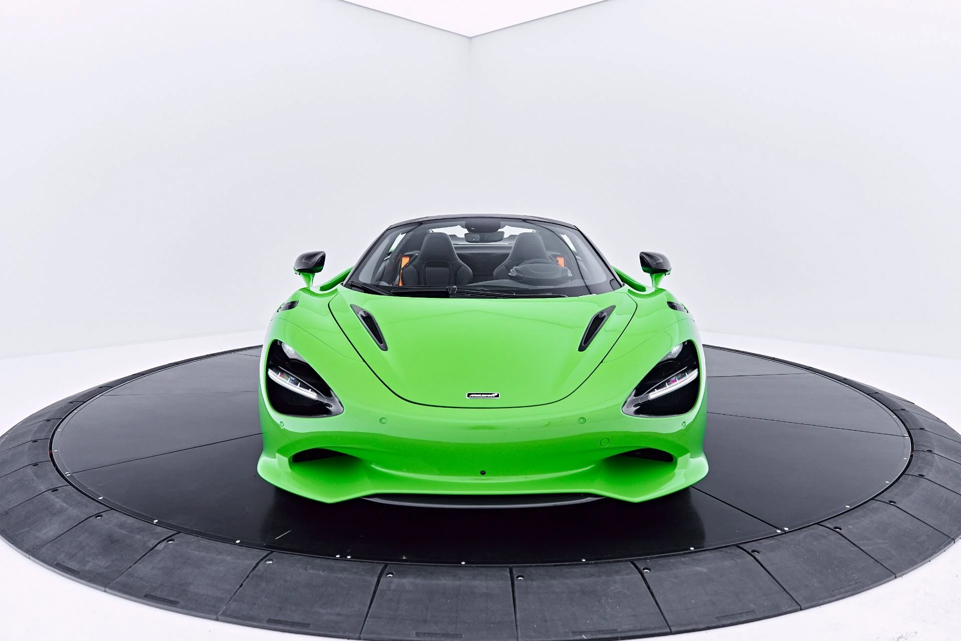 mph022_329746367_Used_2025_Mc_Laren_750_S_1784081691_03a3008e07