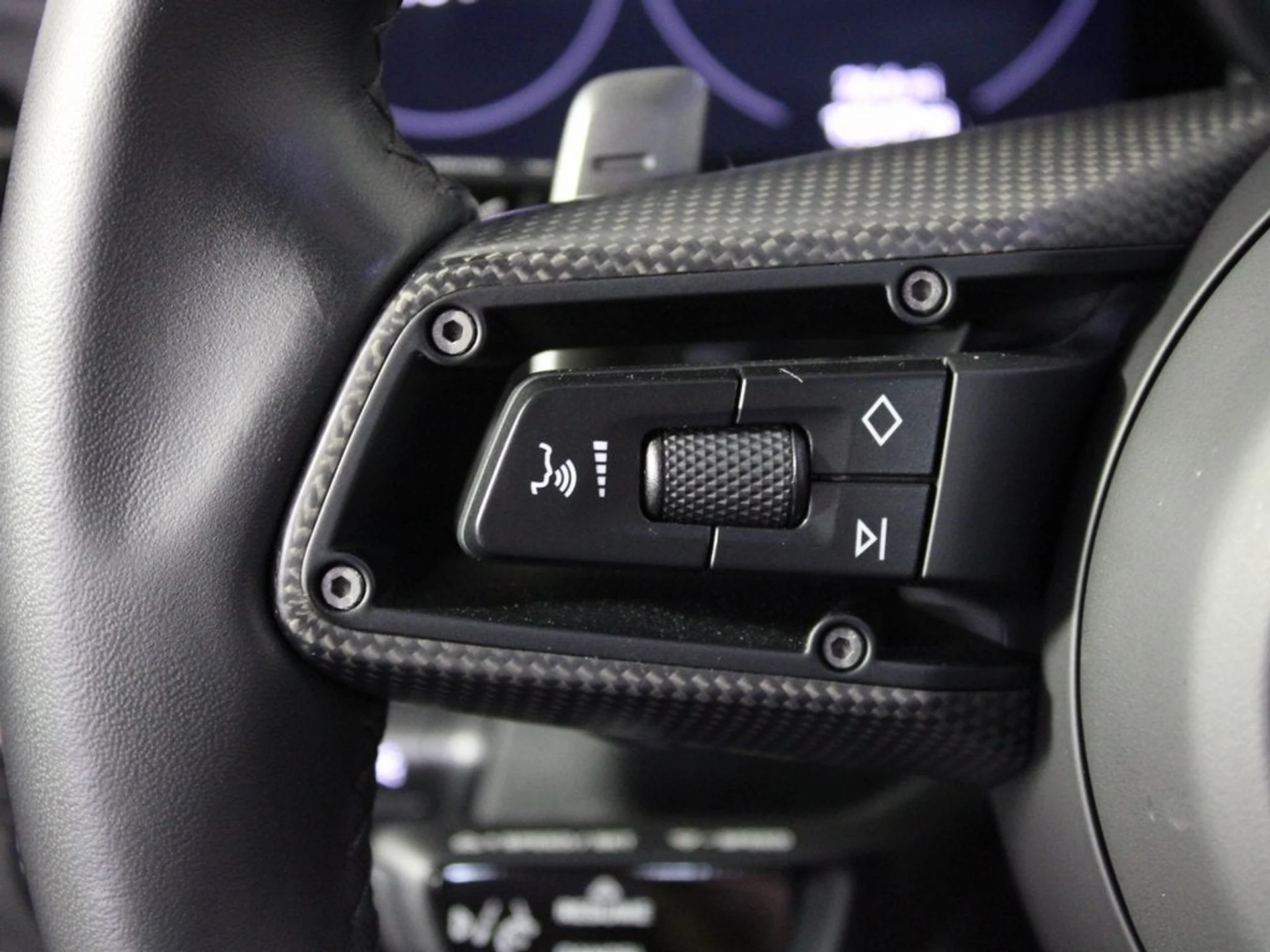 mph022_3305960555_23_c20c0c4688