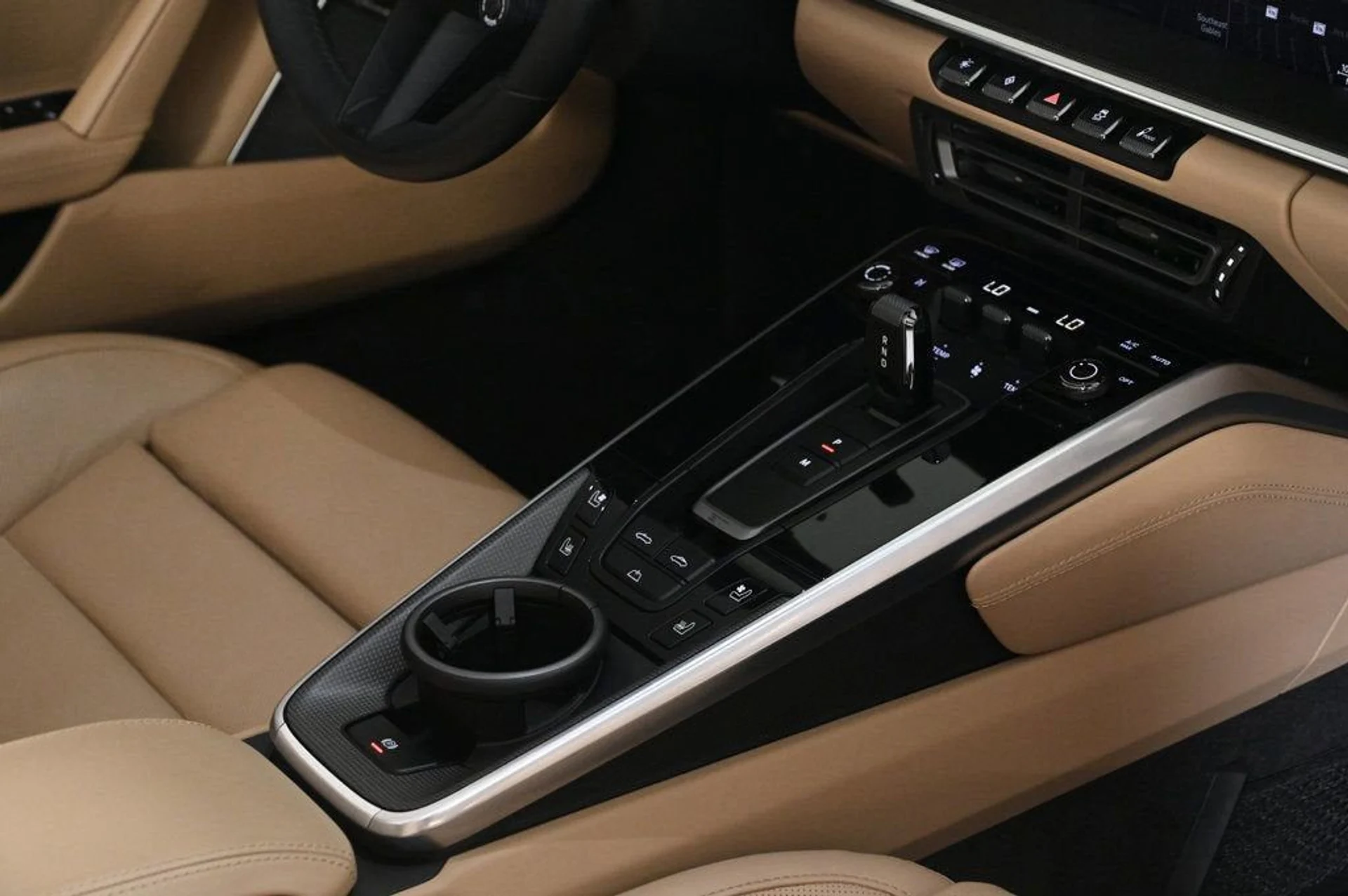 mph022_3310493096_1d61b83dbf4b4be0aa8c88f0c873c4b5_9e4a337ddd