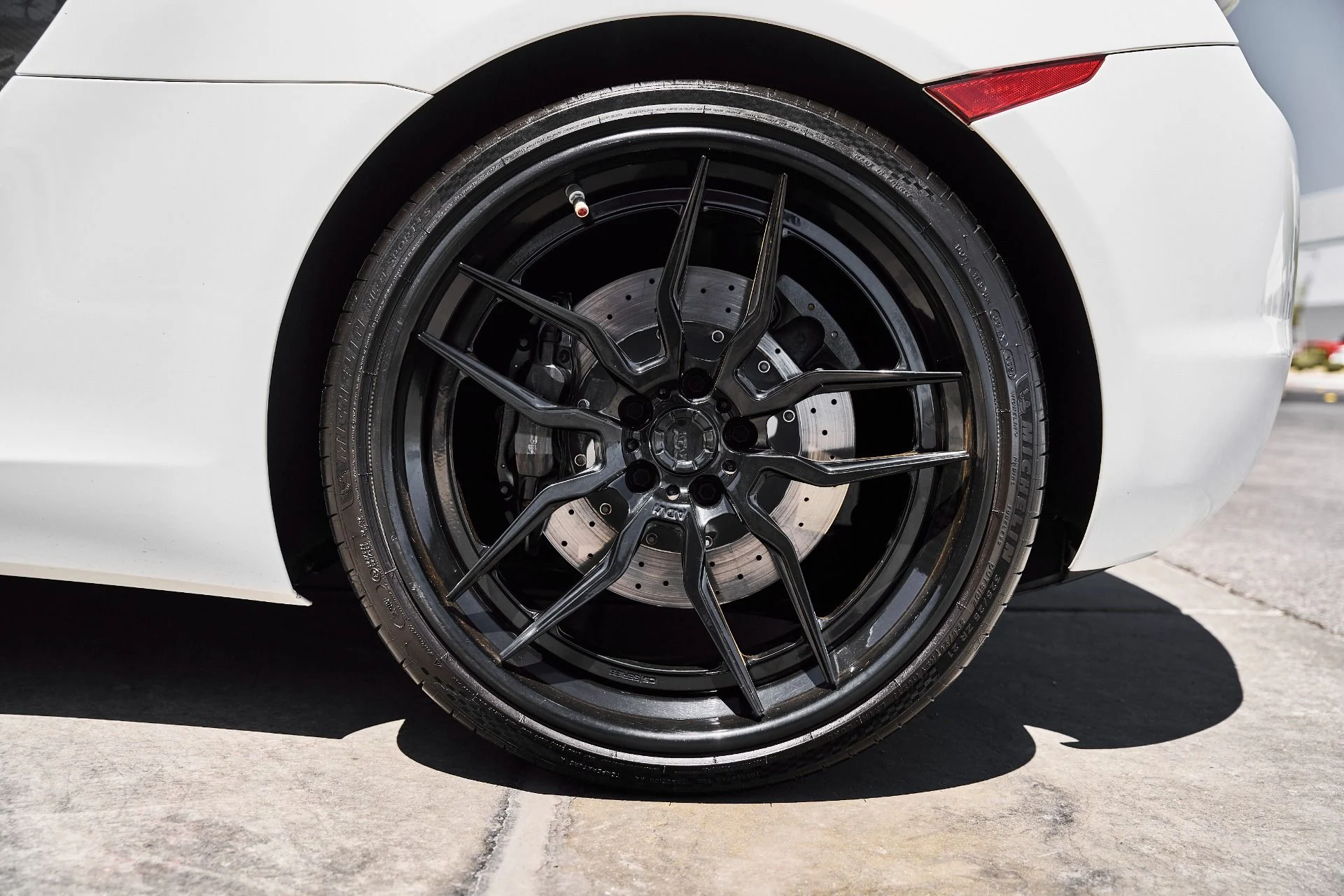 mph022_3315405689_Used_2012_Mc_Laren_MP_4_12_C_Base_1777009041_38dd40aea7