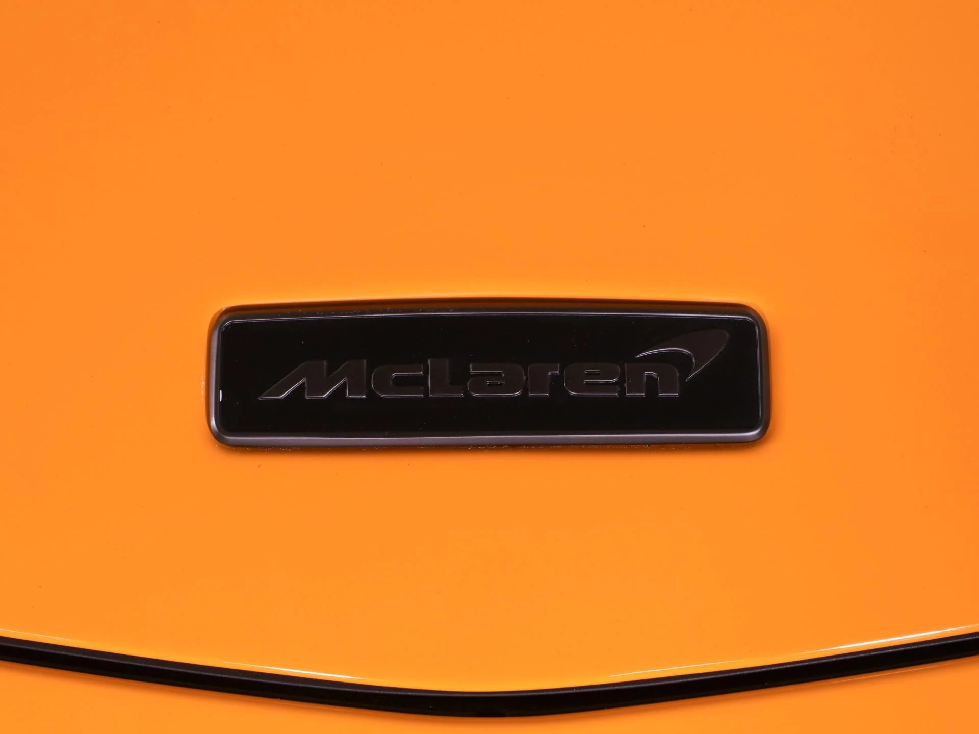 mph022_3318484417_New_2025_Aston_Martin_DBX_707_1752297236_ac5b457069