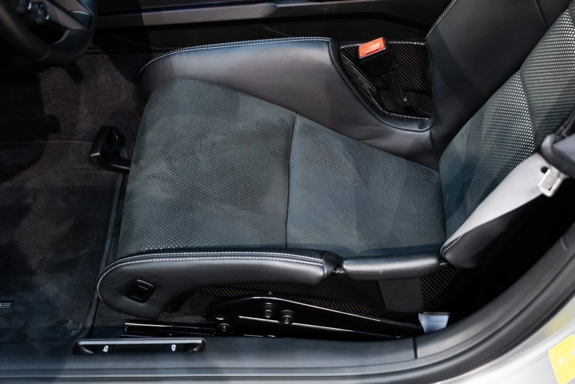 mph022_3320484407_e86e23ecb657378092689d07e562e8f1_13cd0f9553