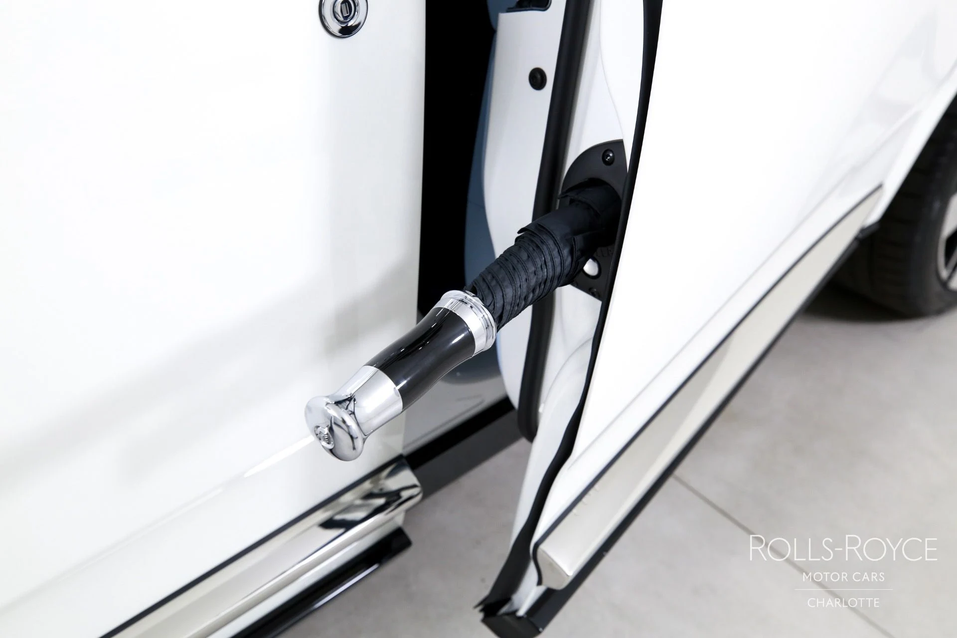 mph022_3327099289_Used_2026_Rolls_Royce_Cullinan_1759509260_57dfbc7fd1