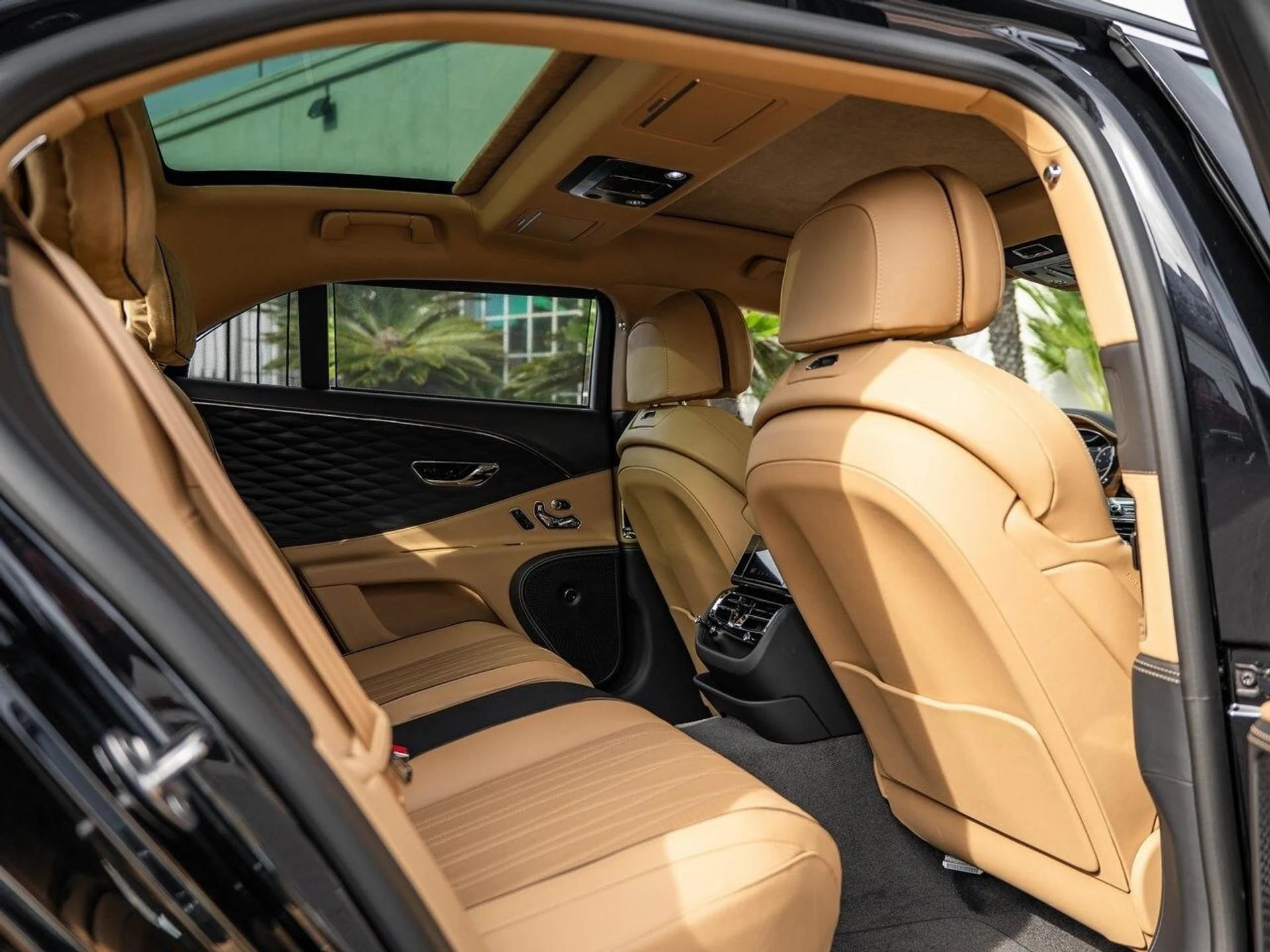 mph022_3329465801_edb0e4896cbed8c4cc2d1fe5f81bb6a2x_00a4f6545f