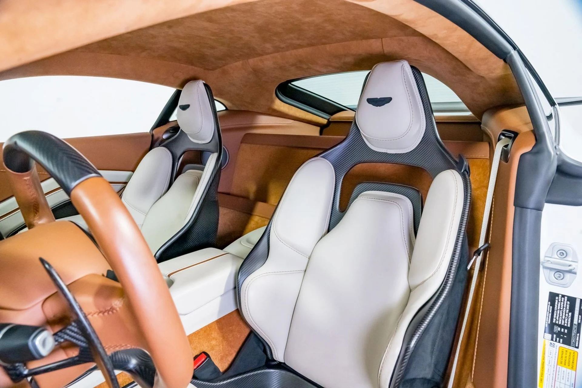 mph022_3334952102_81f52b476b0f4cf5aba7f7b849dfa385_5c0f452b1f