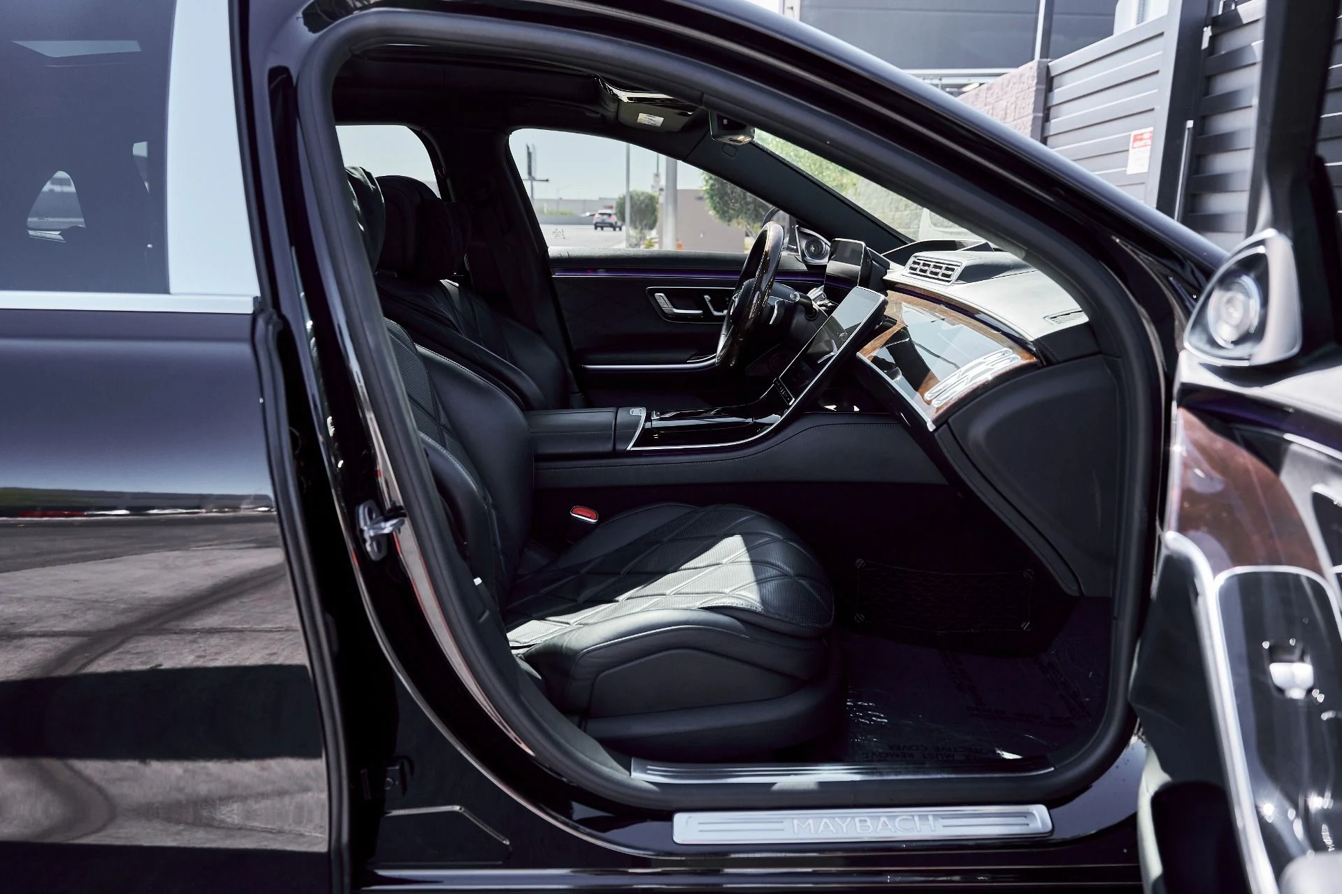 mph022_3340387717_Used_2021_Mercedes_Benz_S_Class_Maybach_S_580_1773278676_dbd1c94004