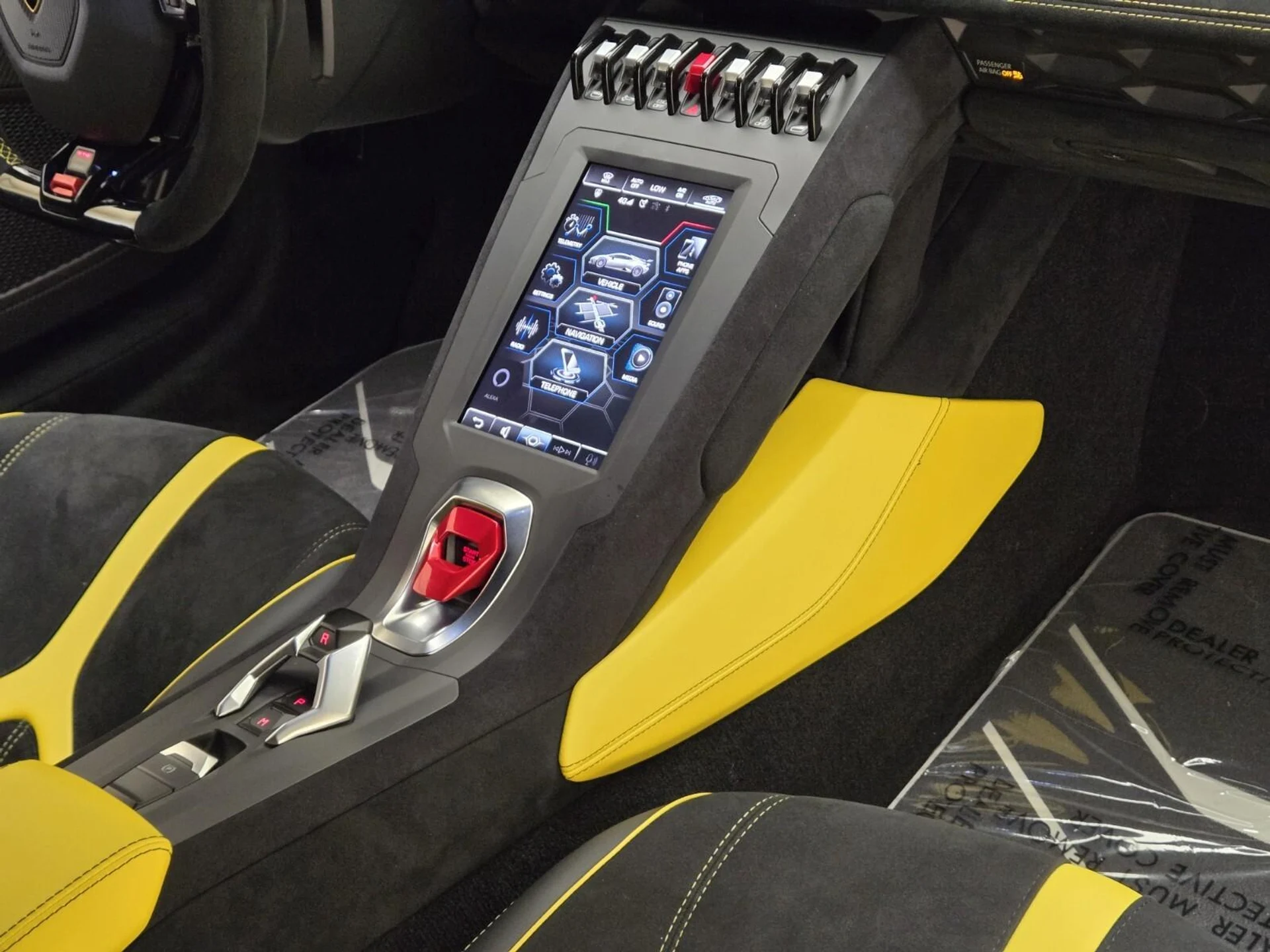 mph022_334526666_Used_2022_Lamborghini_Huracan_STO_1755758929_612b749c2a