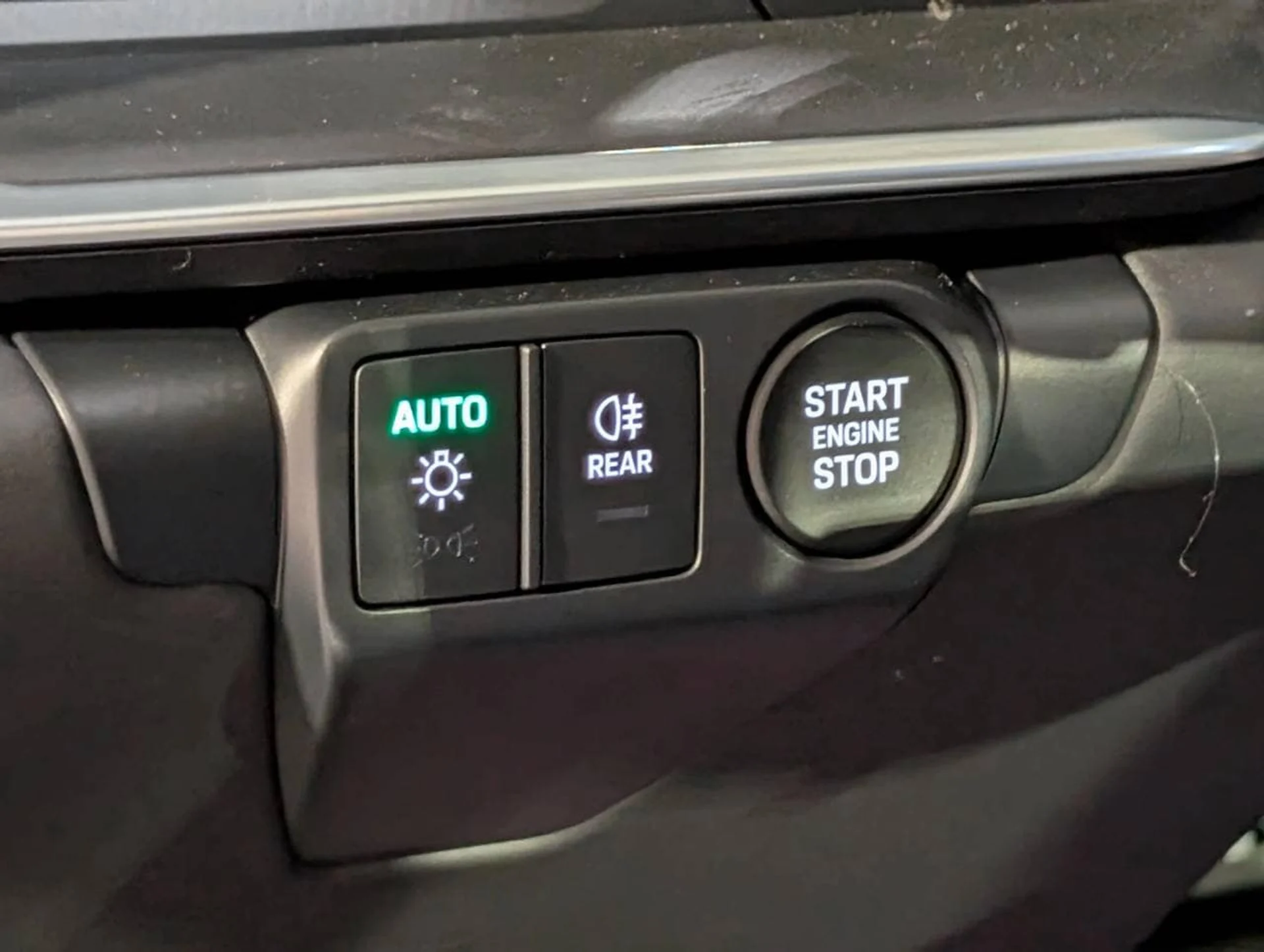 mph022_3363567704_0b6310cdc966d40056bee8b8055f4e26x_813aa57ec5