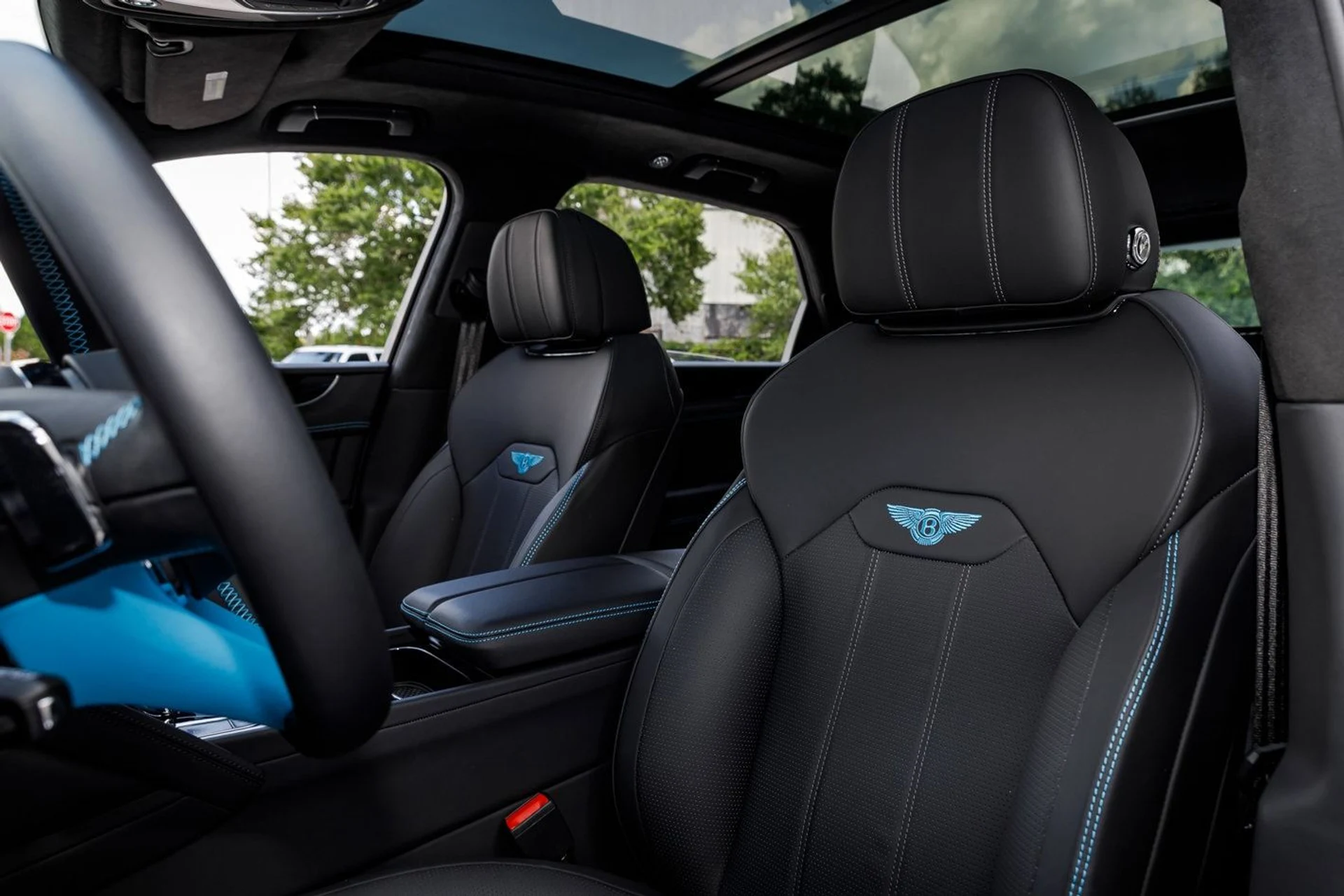 mph022_3368663195_9f8c30123eedbbba41b768cf3271199ax_3302aece41