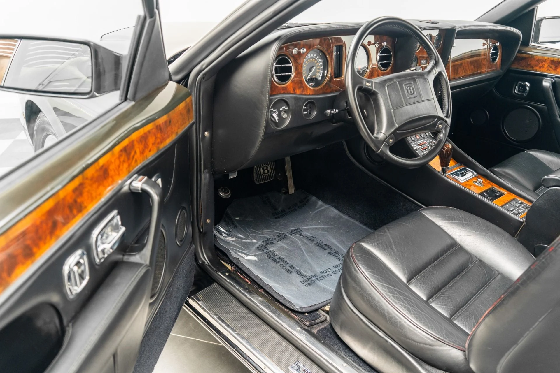 mph022_3369161775_Used_1995_Bentley_Continental_R_1761758205_18d005f3e5