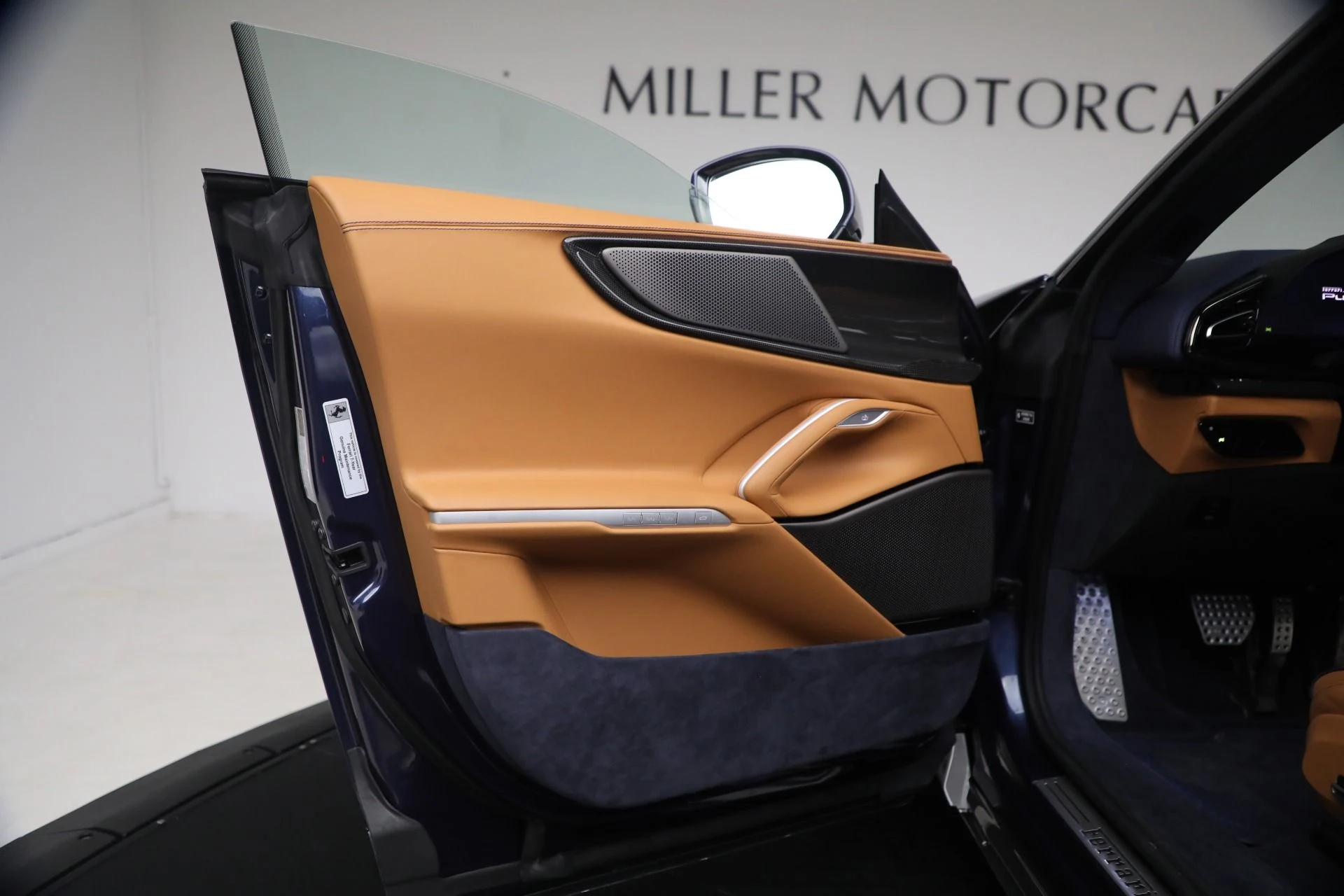 mph022_3370407218_Used_2025_Ferrari_Purosangue_1773254154_761176294d