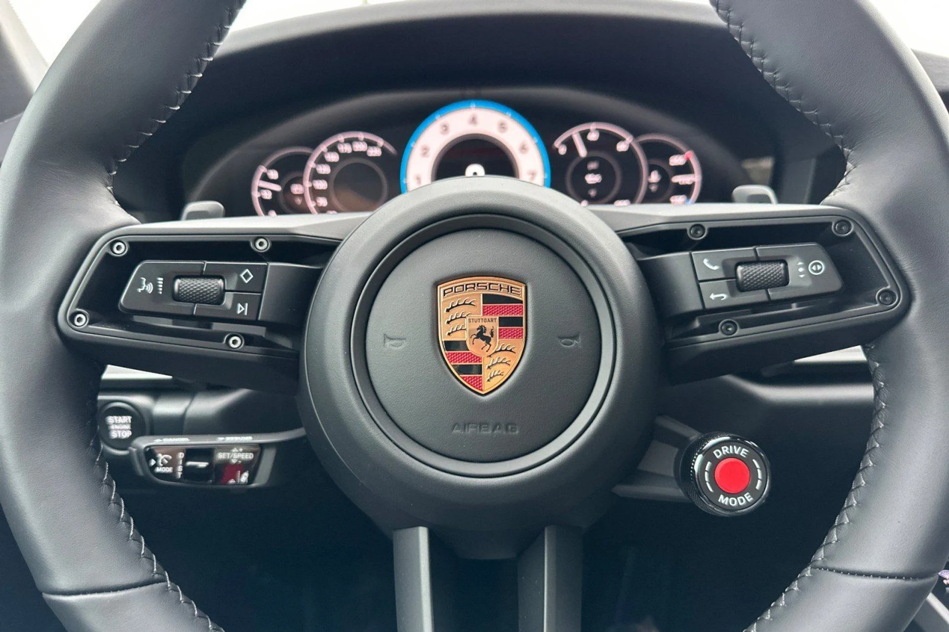 mph022_3375646383_86d46a77da900bfb794244228d3b3da9_6fc4893d5b