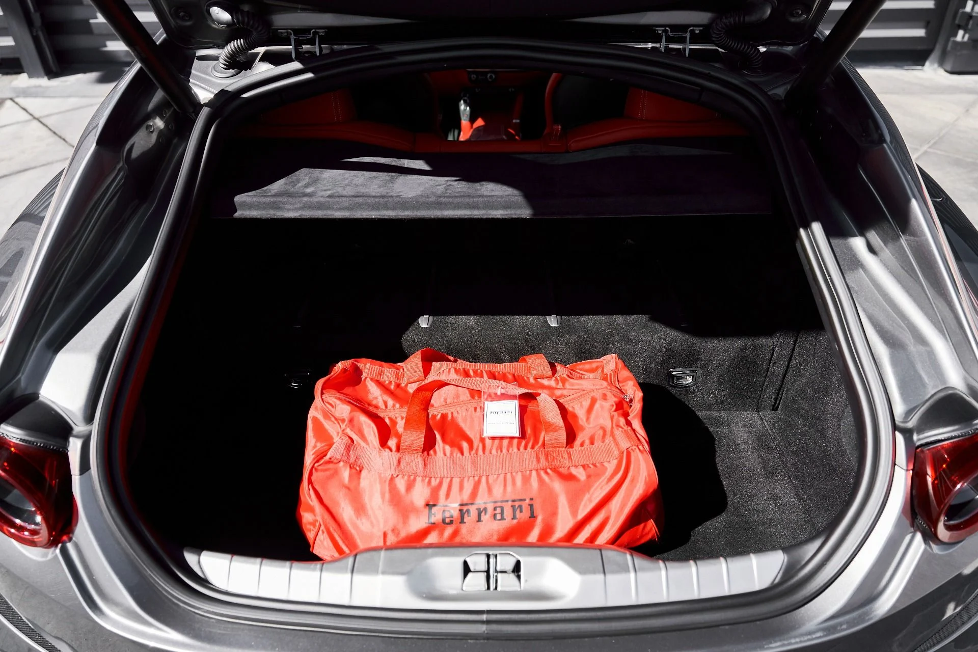 mph022_3378430354_Used_2020_Ferrari_GTC_4_Lusso_V12_1773162232_3425f60cb9