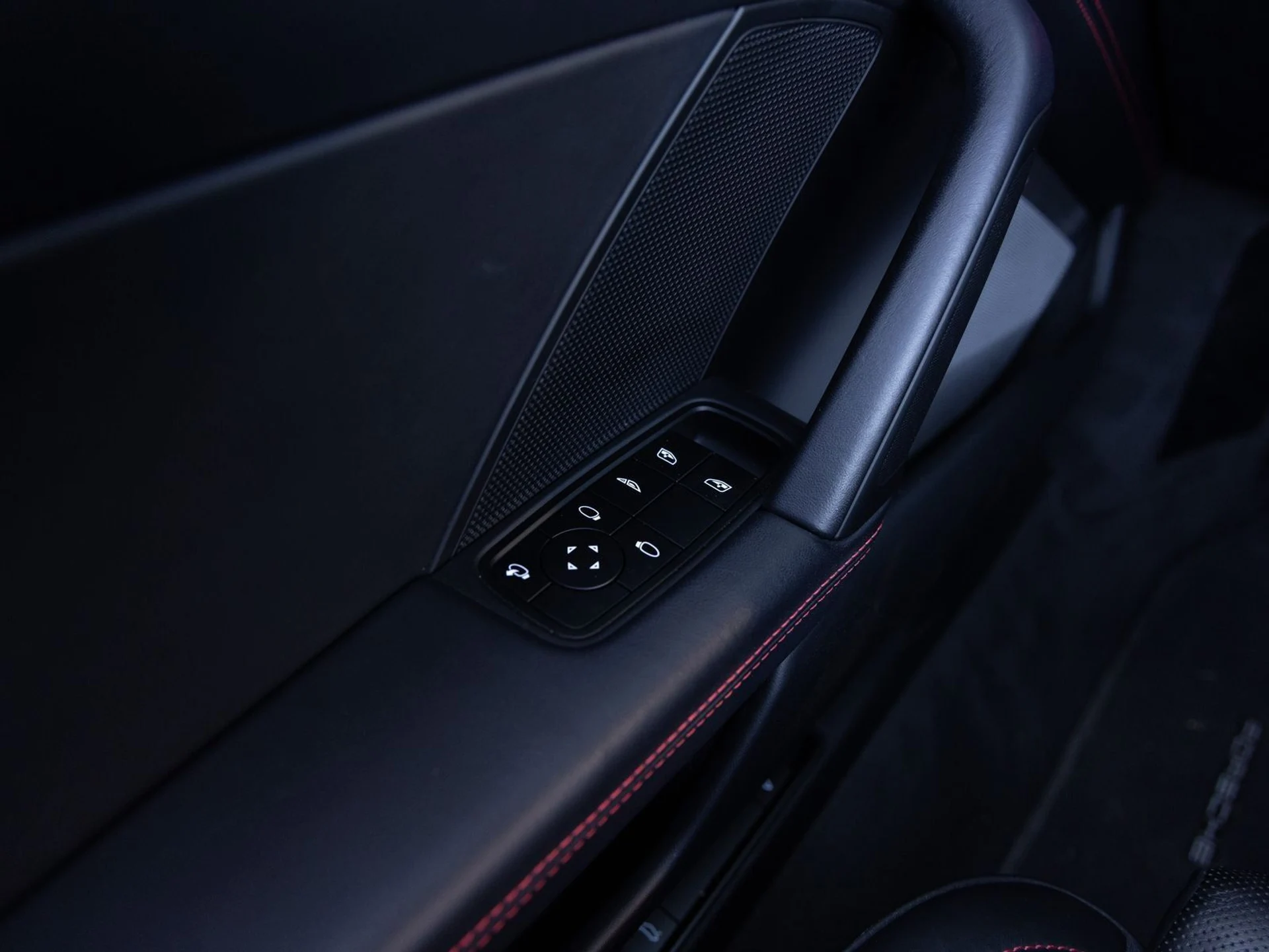 mph022_338382476_23_8cb9536f2a