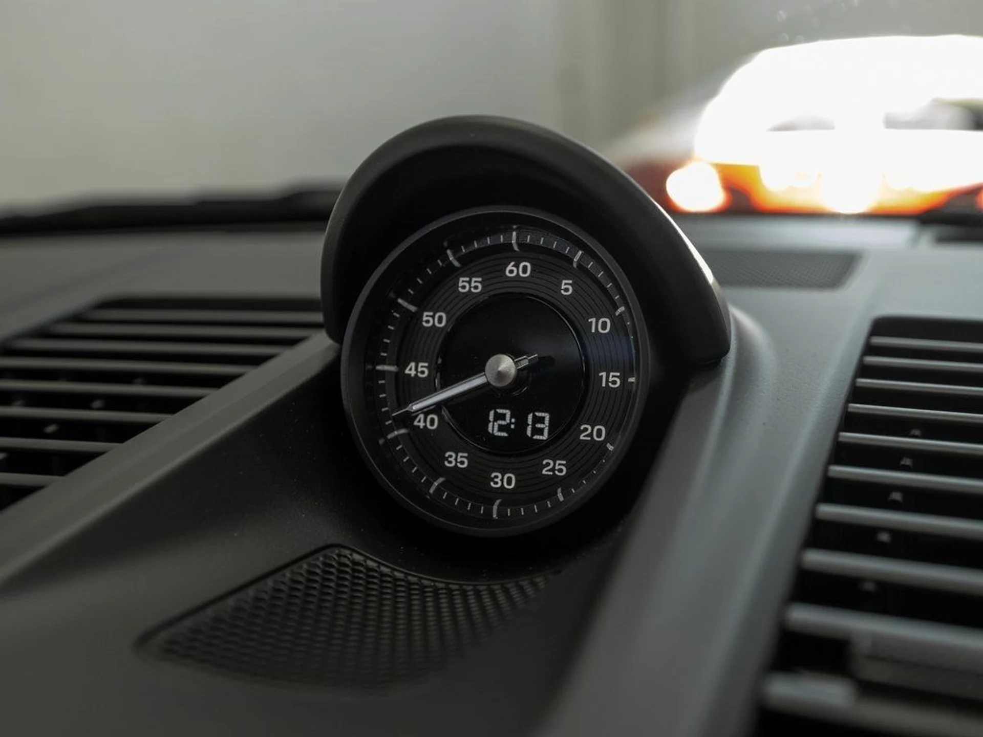 mph022_3384500984_image_23_63625fa304