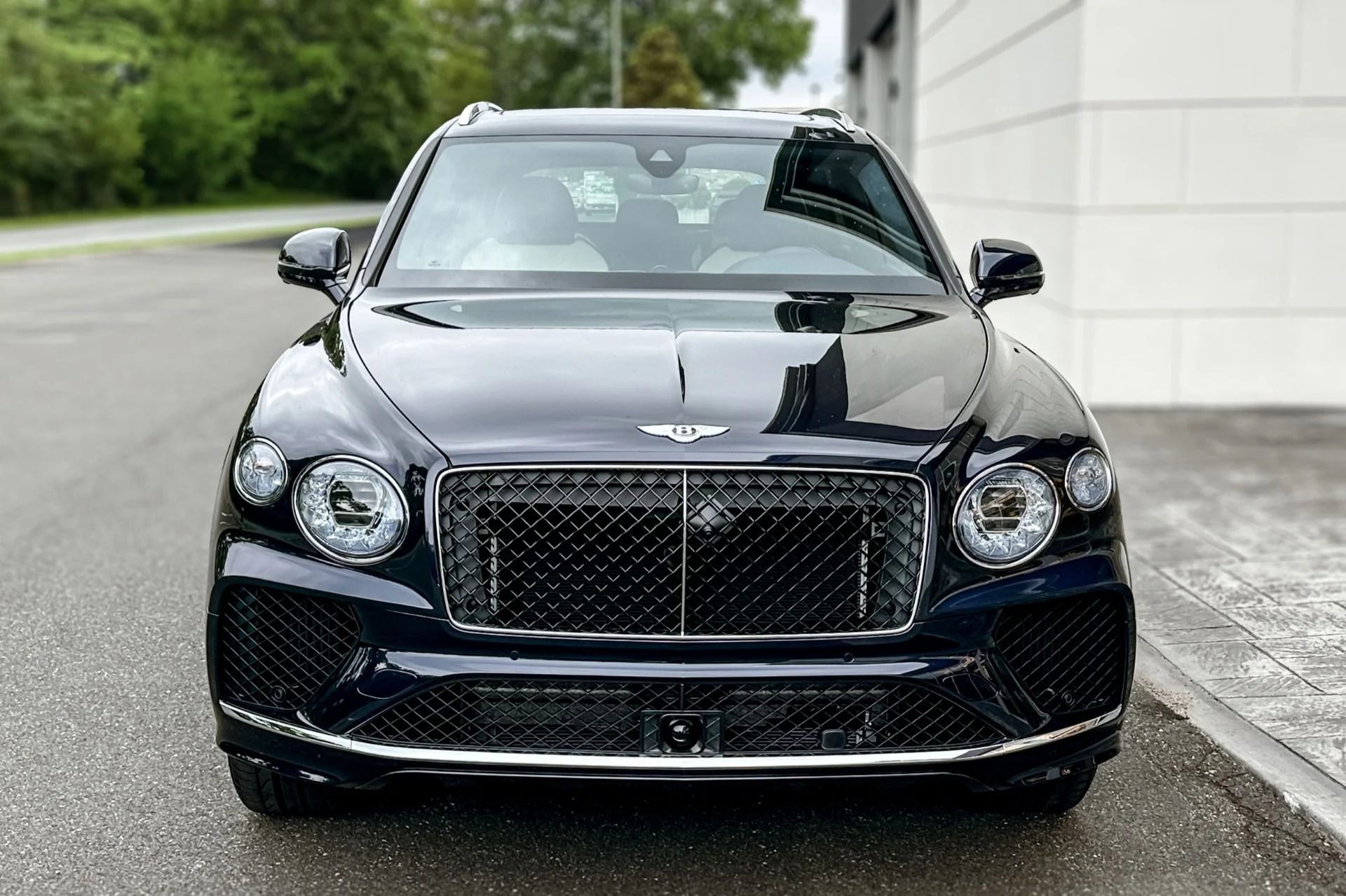 mph022_3393577996_New_2026_Bentley_Bentayga_V8_1784720366_094f0d61c1