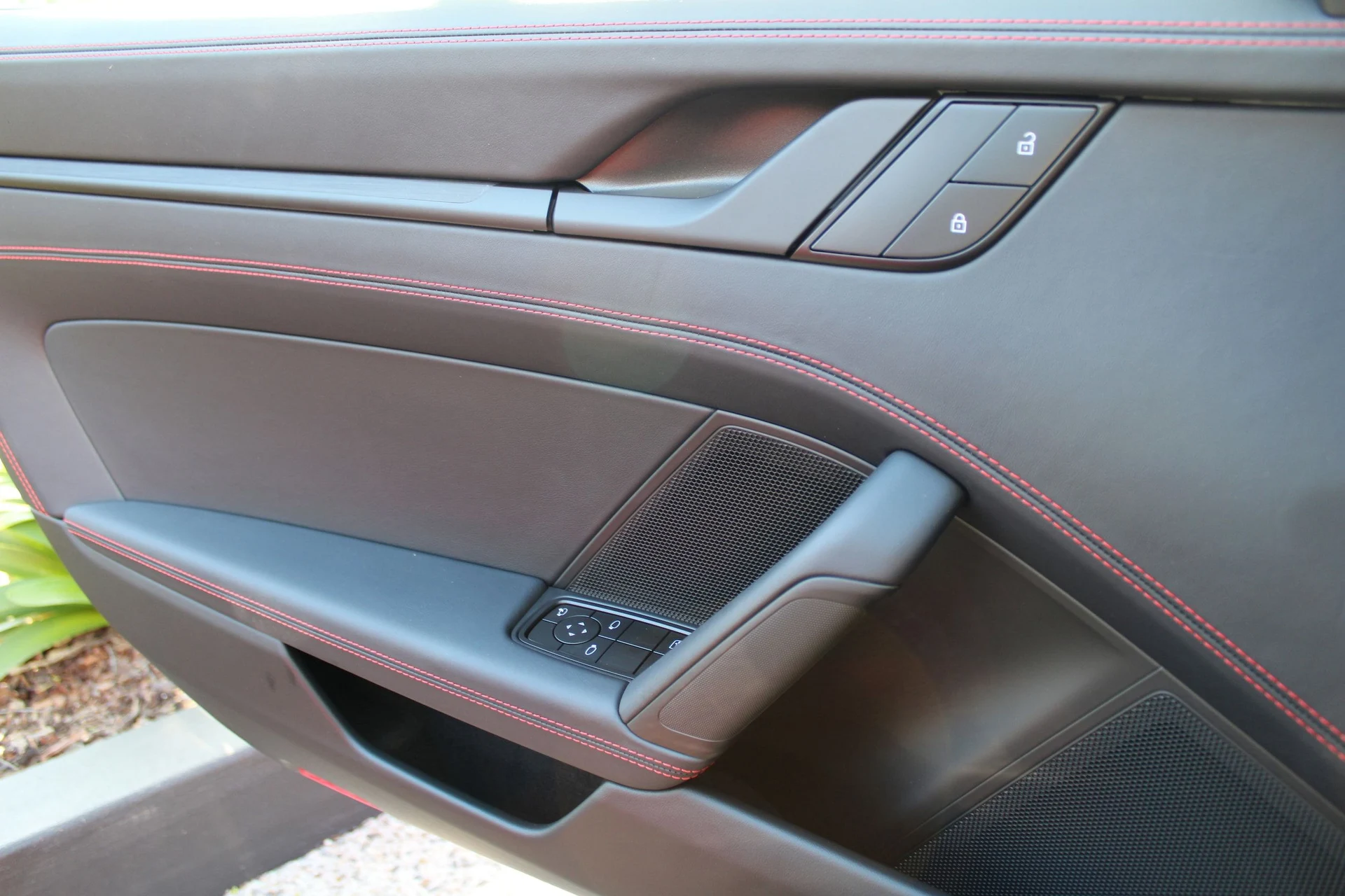 mph022_3400922677_38b34cfa1832718620c1616fe7054320x_d70ba101b4