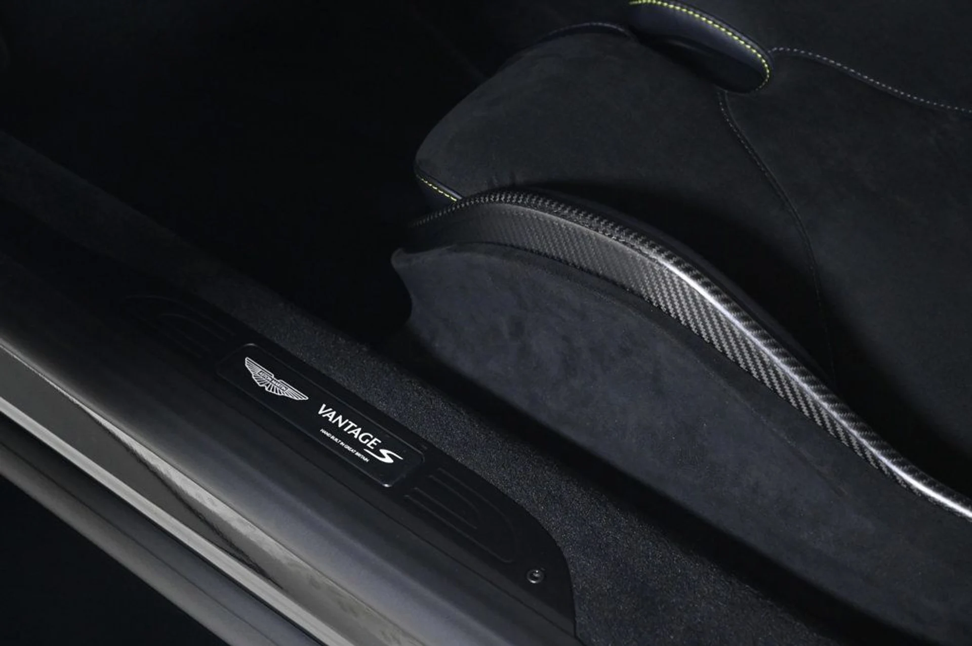 mph022_3401338392_new_2026_aston_martin_vantage_scoupe_11350_22957420_22_1024_4d93363ec9