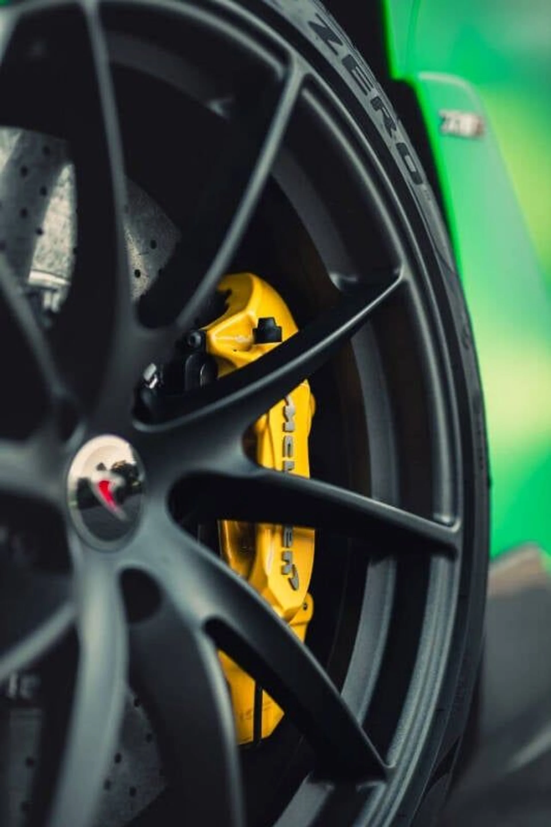 mph022_3407866580_2018_mclaren_720s_performance_2dr_coupe_0a144ef514