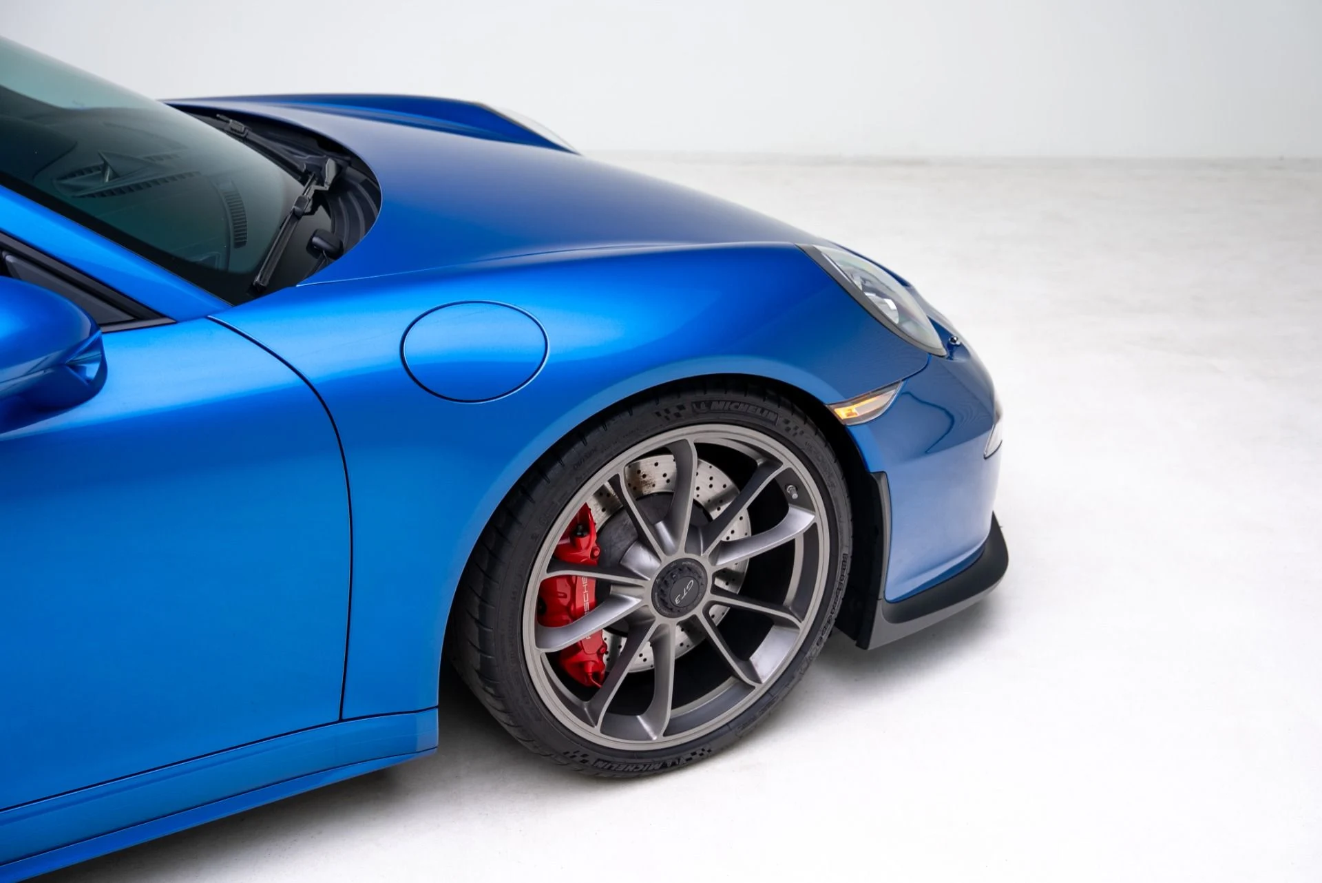 mph022_340799381_Used_2015_Porsche_911_GT_3_1768869479_39d27a8e85