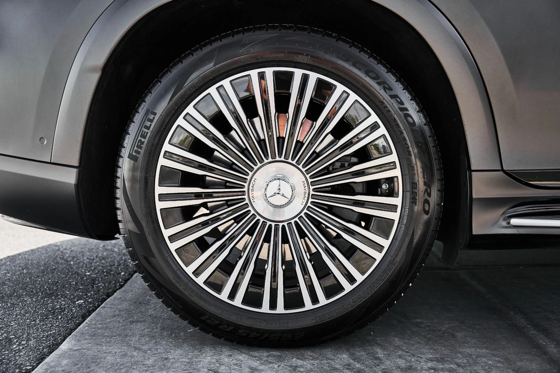 mph022_3409167764_Used_2024_Mercedes_Benz_EQS_Maybach_EQS_680_1774575167_cd53d4fd8c