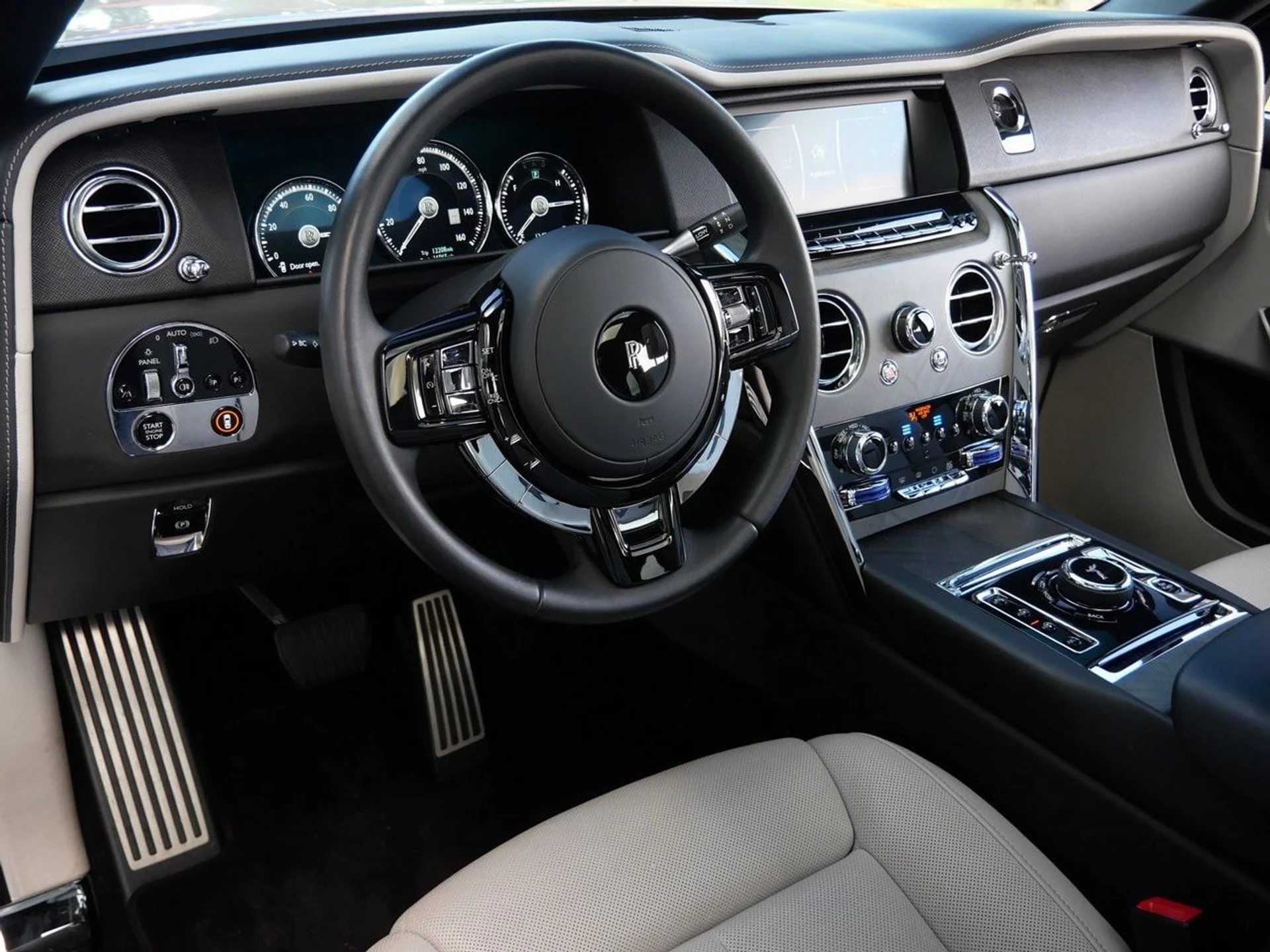 mph022_3409505618_bfcf8cf8eee5a04fdca396520bef1839x_c9f53d5470