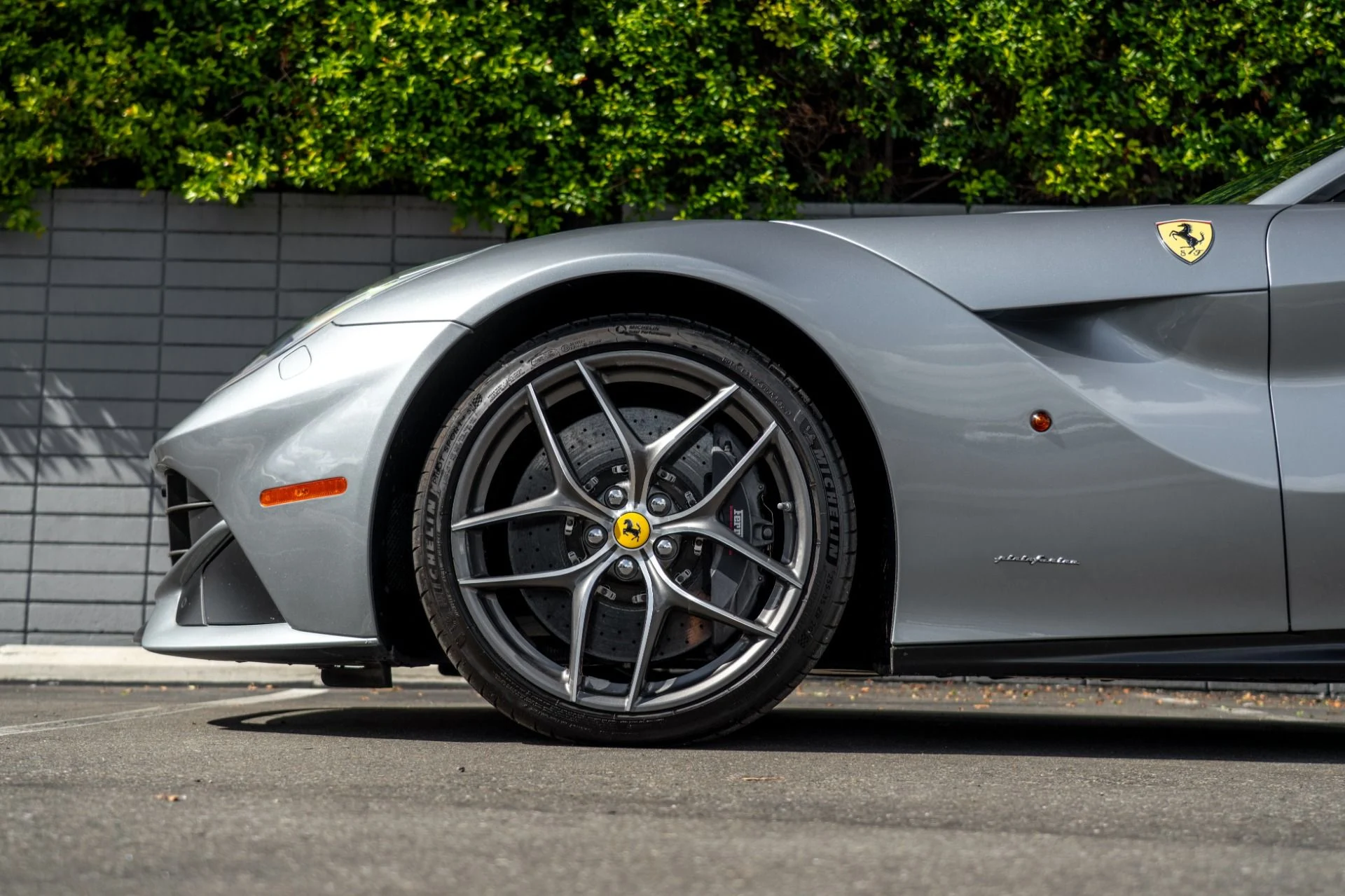 mph022_3410702539_Used_2016_Ferrari_F12berlinetta_1760560536_a6d4e1729e