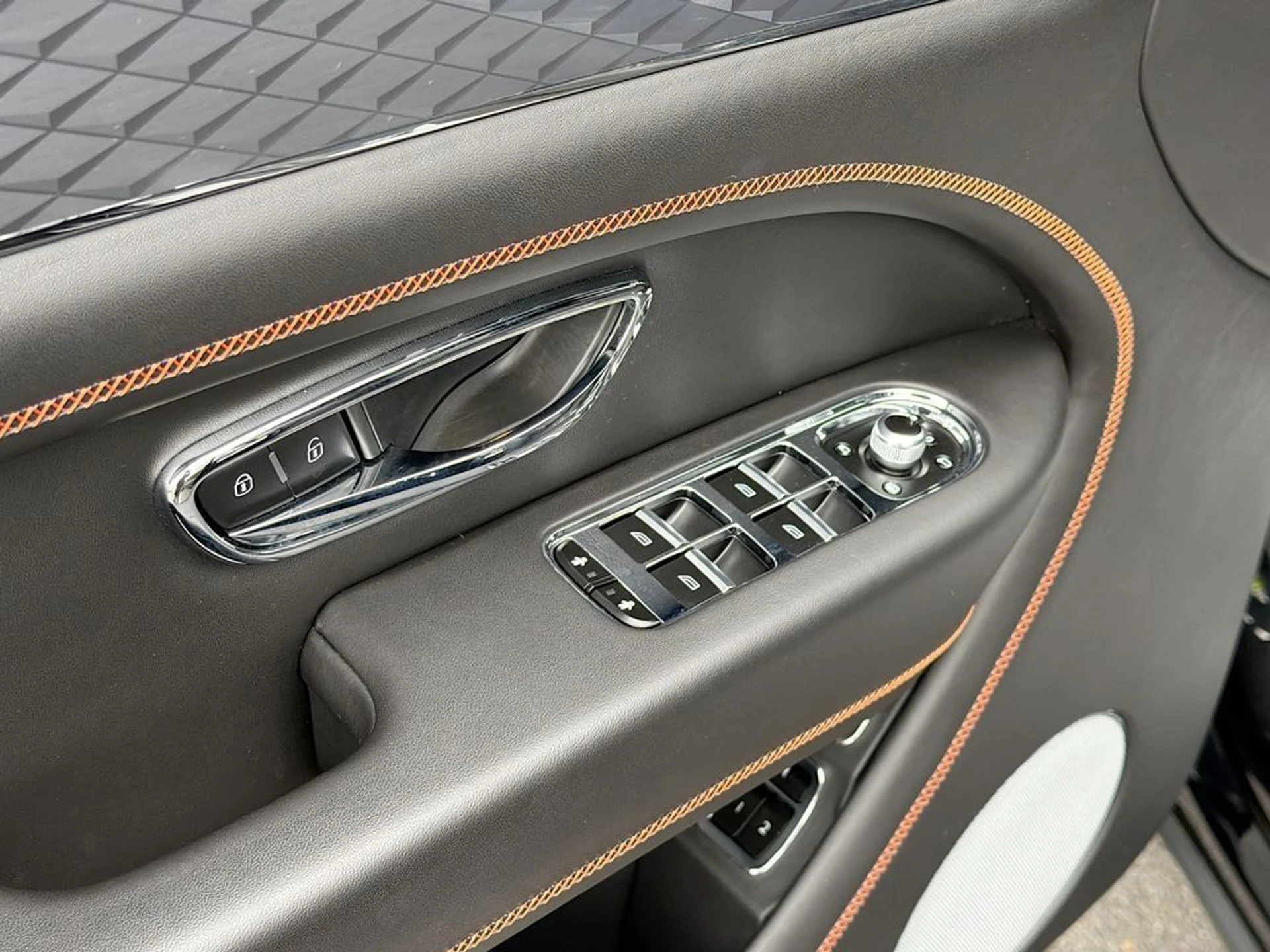 mph022_3412903533_0czldhol50i5jl1manbz9jq9cuy4_84cfab5153