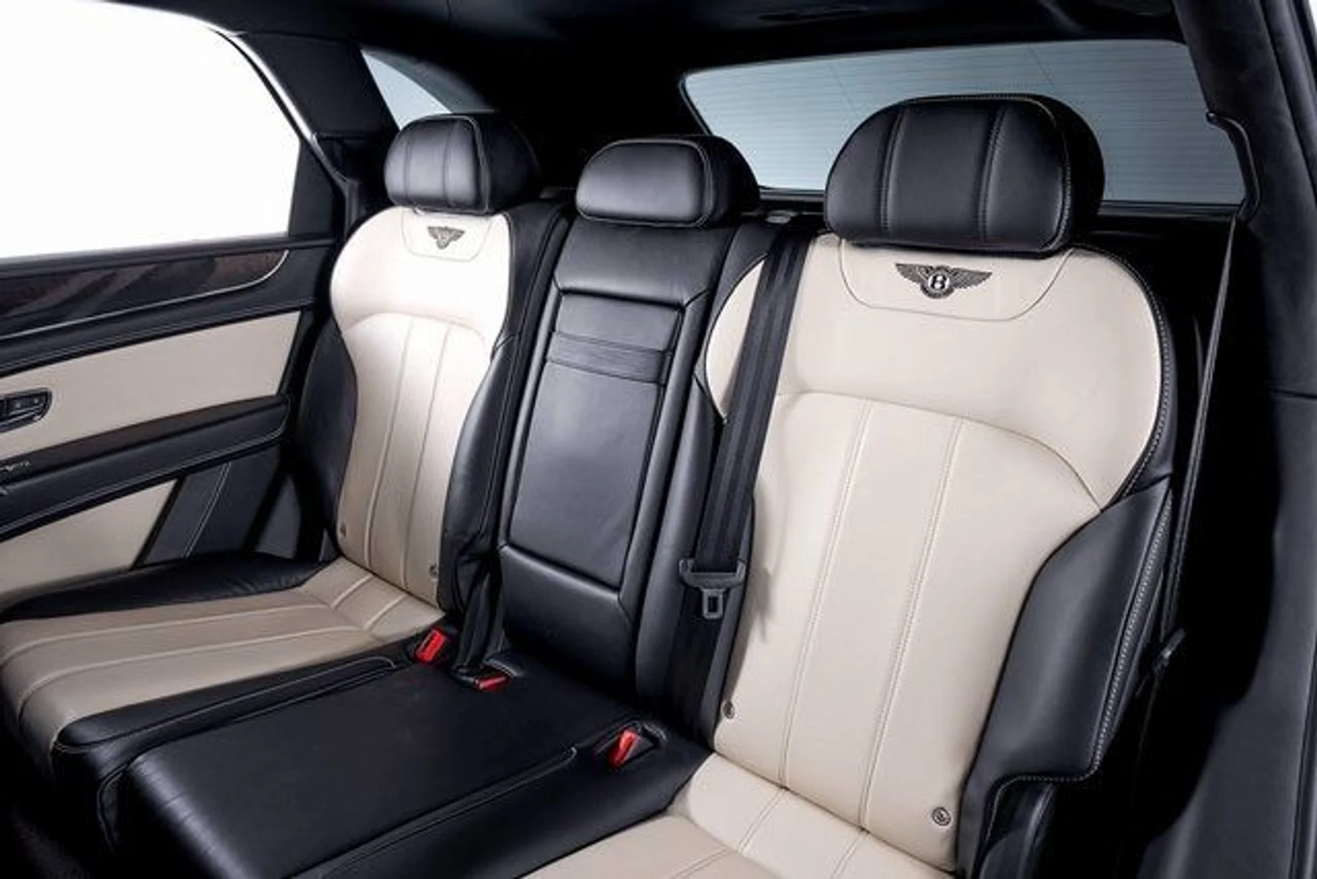 mph022_3414420193_9a2f8bd3057495a45b444b30200cfbd9x_87328eae60