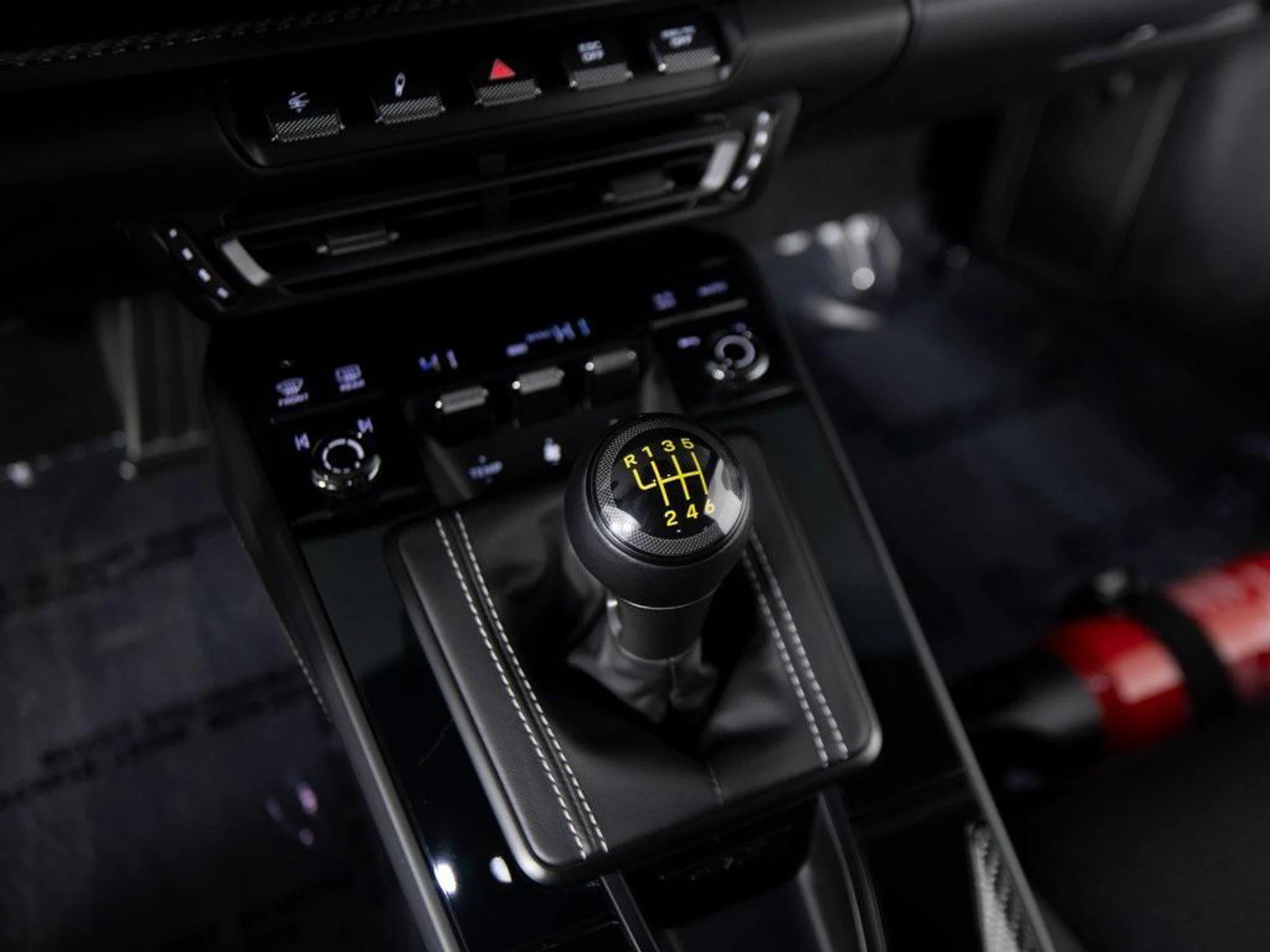 mph022_341606211_bzd6c_ME_Wxm_Q_Ad_Xn_Ud_Mku_Syuy_DWY_4f1356f93f