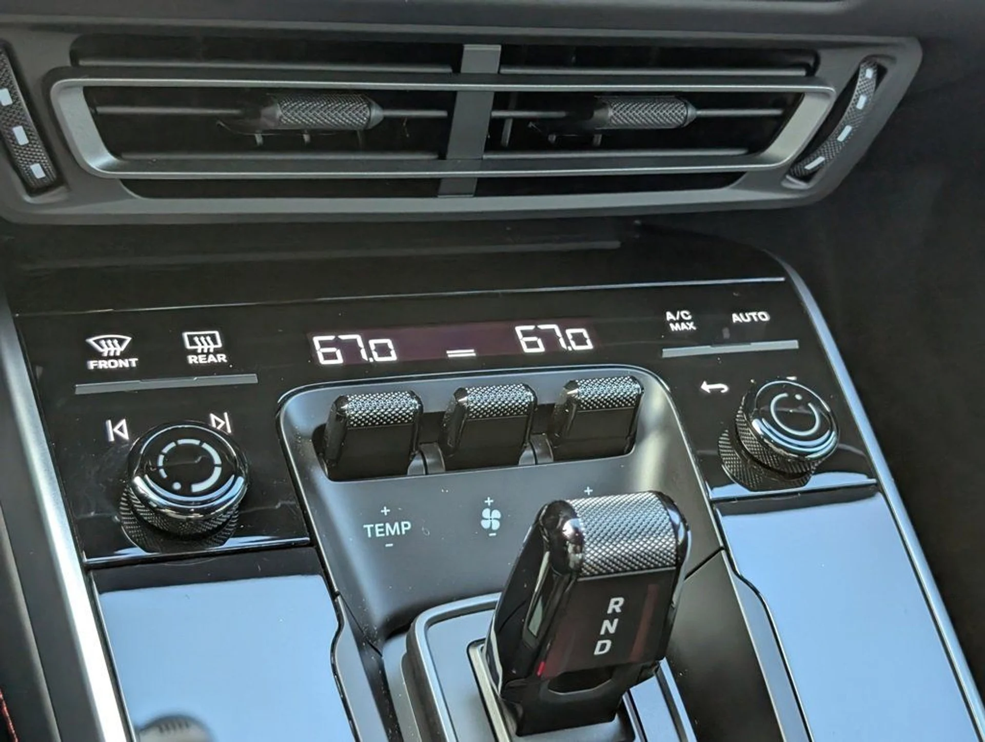 mph022_3421176453_24ad665c90c09a12016a996ec4ed88eex_035d42eb79