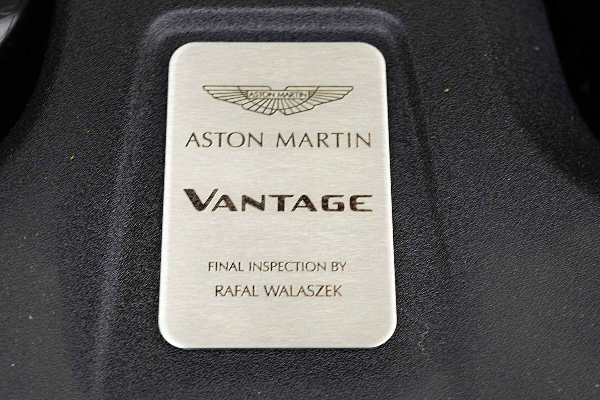 mph022_3422321974_Used_2019_Aston_Martin_Vantage_Coupe_d4b4c11760