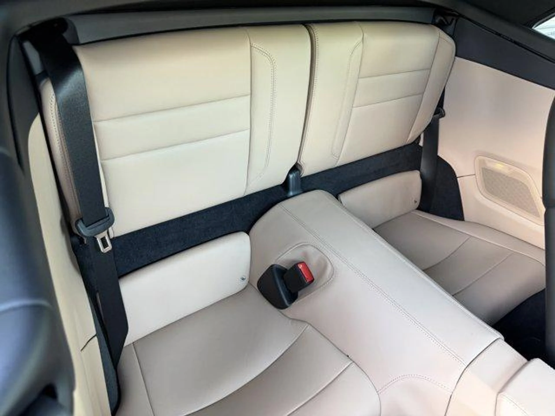 mph022_3423058093_a_Xe_Ua_XH_Guc_Jb_O_Epwfa_Zxhe_Lrb_Y_92a4d86724