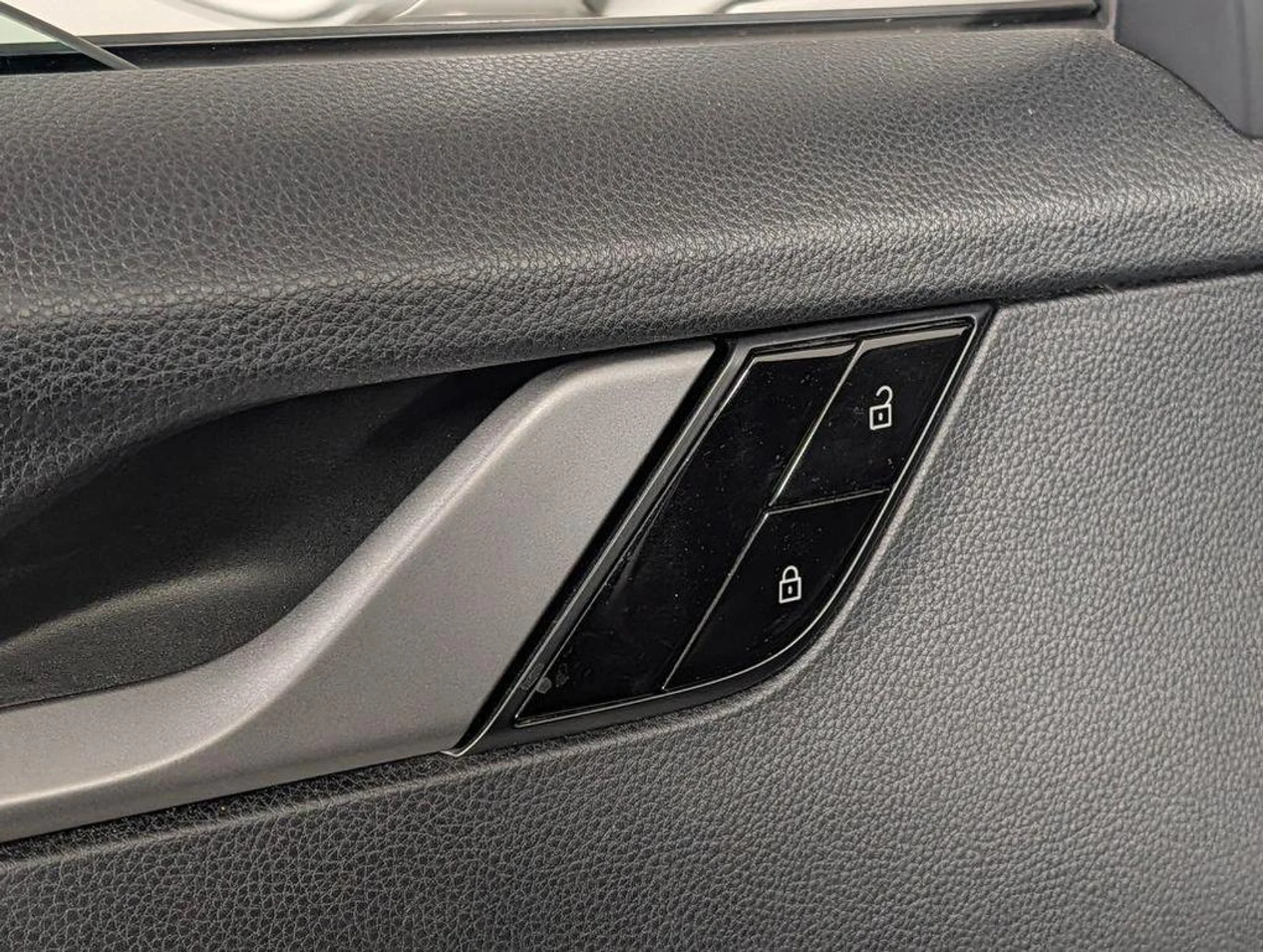 mph022_3427651618_Td_Mt_Qv_F_Gi1km_Iqpd3_Ao_FWS_Itf_NU_3ee33c730f