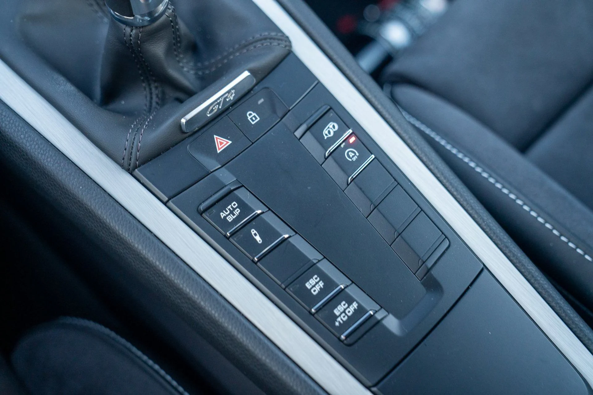 mph022_3434892821_2f7bad556bebac8af3eb936762d0ad4ex_3177f8e3f2