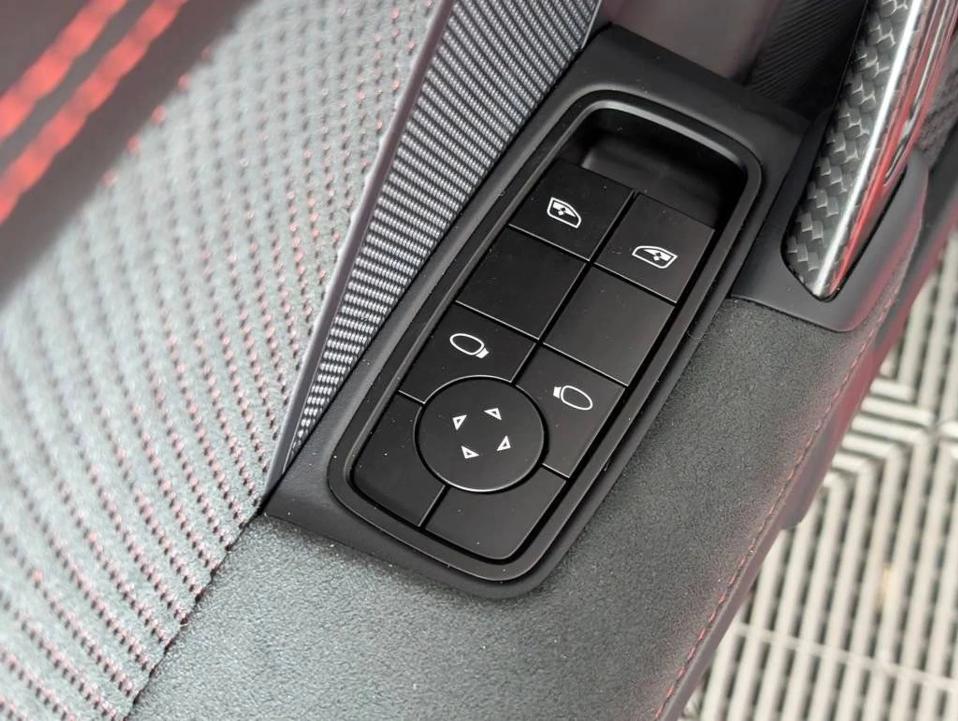 mph022_344411946_1280_f3c9e18bb7