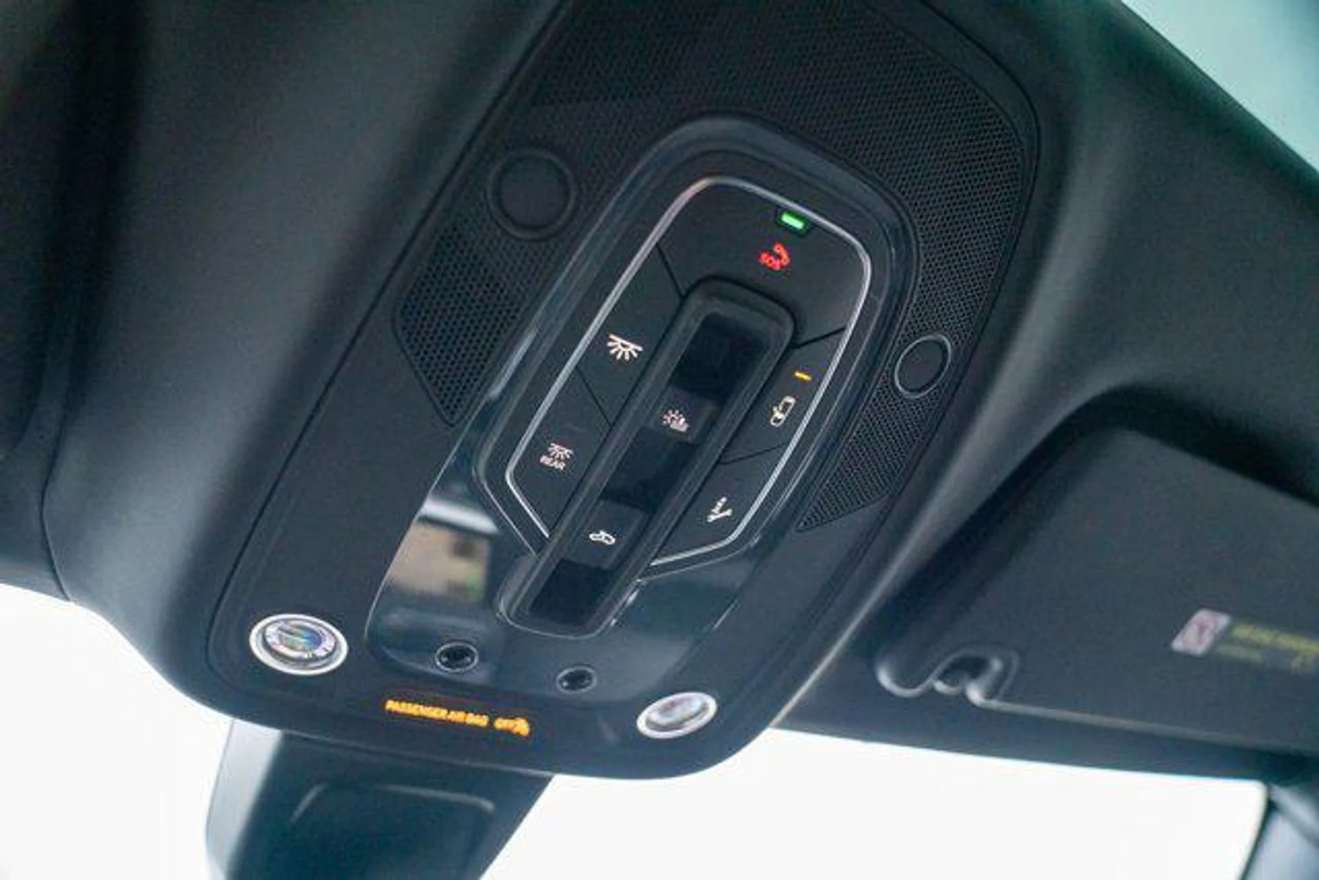 mph022_3449619618_z8rroj_Bxnvi71_L2p1cn8_Yl_Vr_Sxc_8932999489