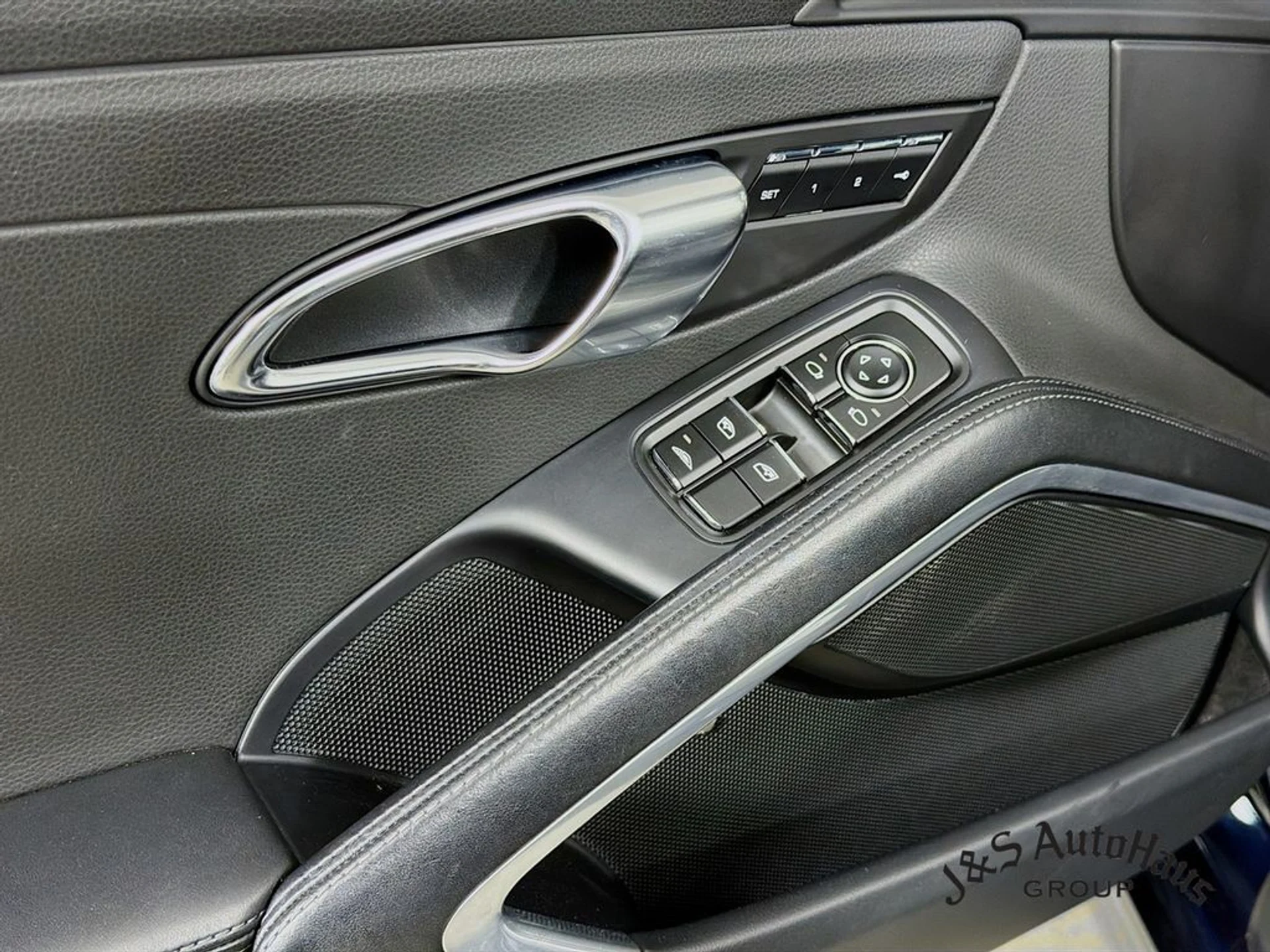 mph022_3449716132_puag61so551nu5gy8vujlv2m3mh9_99d4e98472