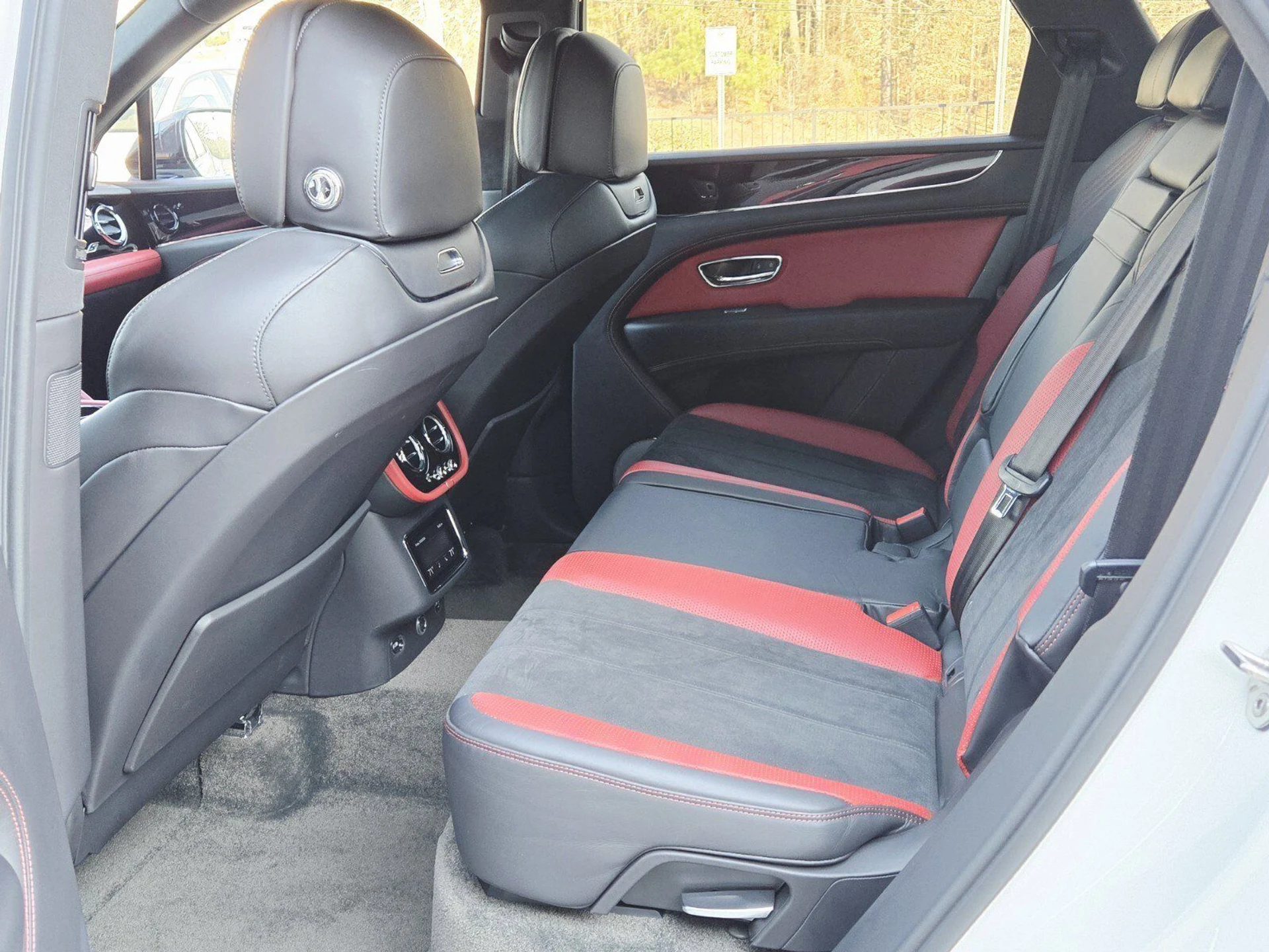 mph022_3462904360_a7322a0d333667a3f3fc8164ad642615x_0b2ad4a266