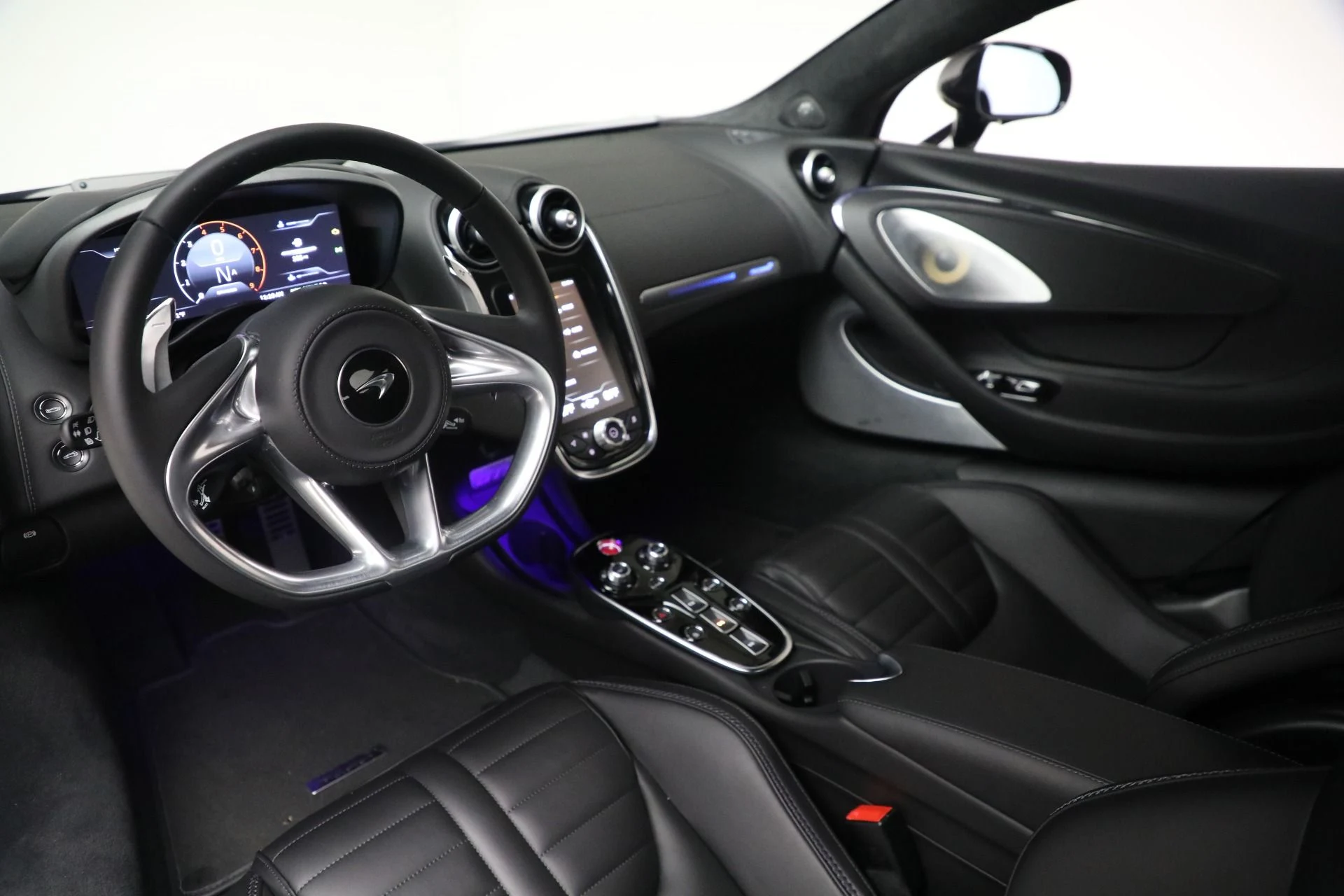 mph022_3466587356_New_2025_Mc_Laren_GTS_Tech_Lux_ecbcb98a81