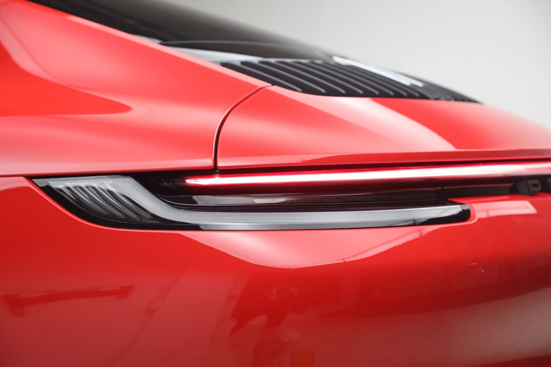 mph022_3467766429_Used_2022_Porsche_911_Carrera_4_GTS_1775578385_5626a2a75a