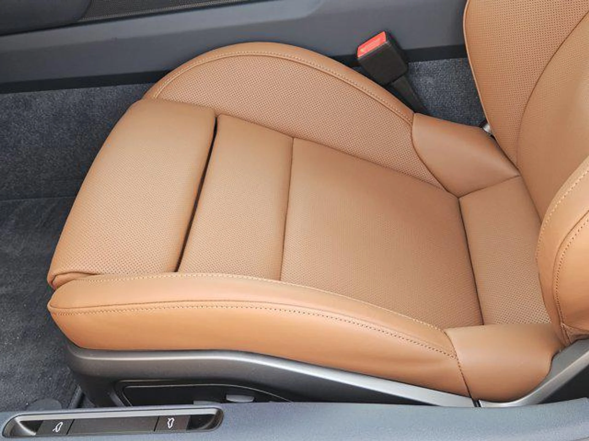 mph022_3468605094_b_T0du0_Pq266fq_V5kn_KH_Cb_FN_0eq8_2964725ad1