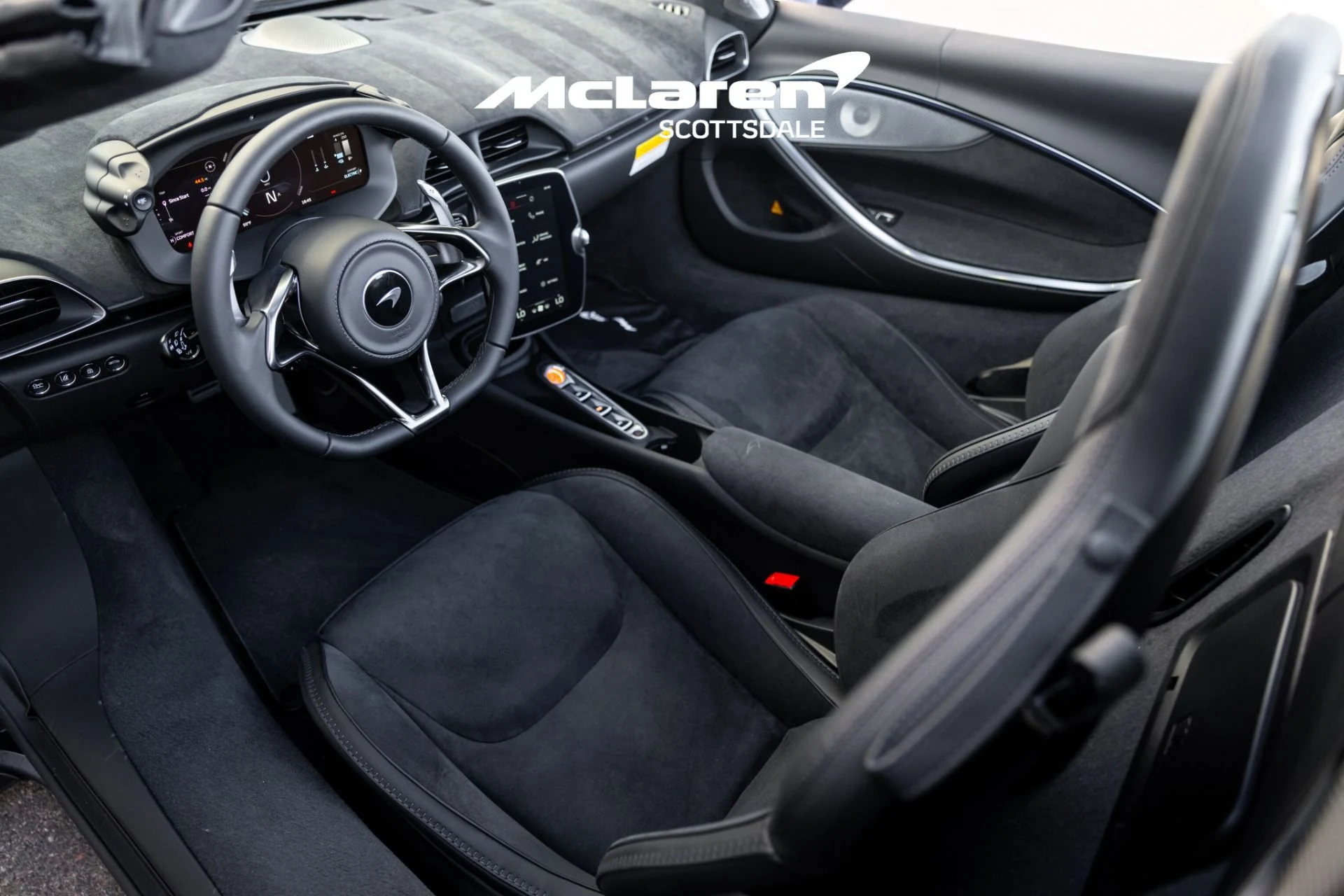mph022_3478891431_Used_2025_MCLAREN_ARTURA_Performance_1792178036_5fb10e8b44