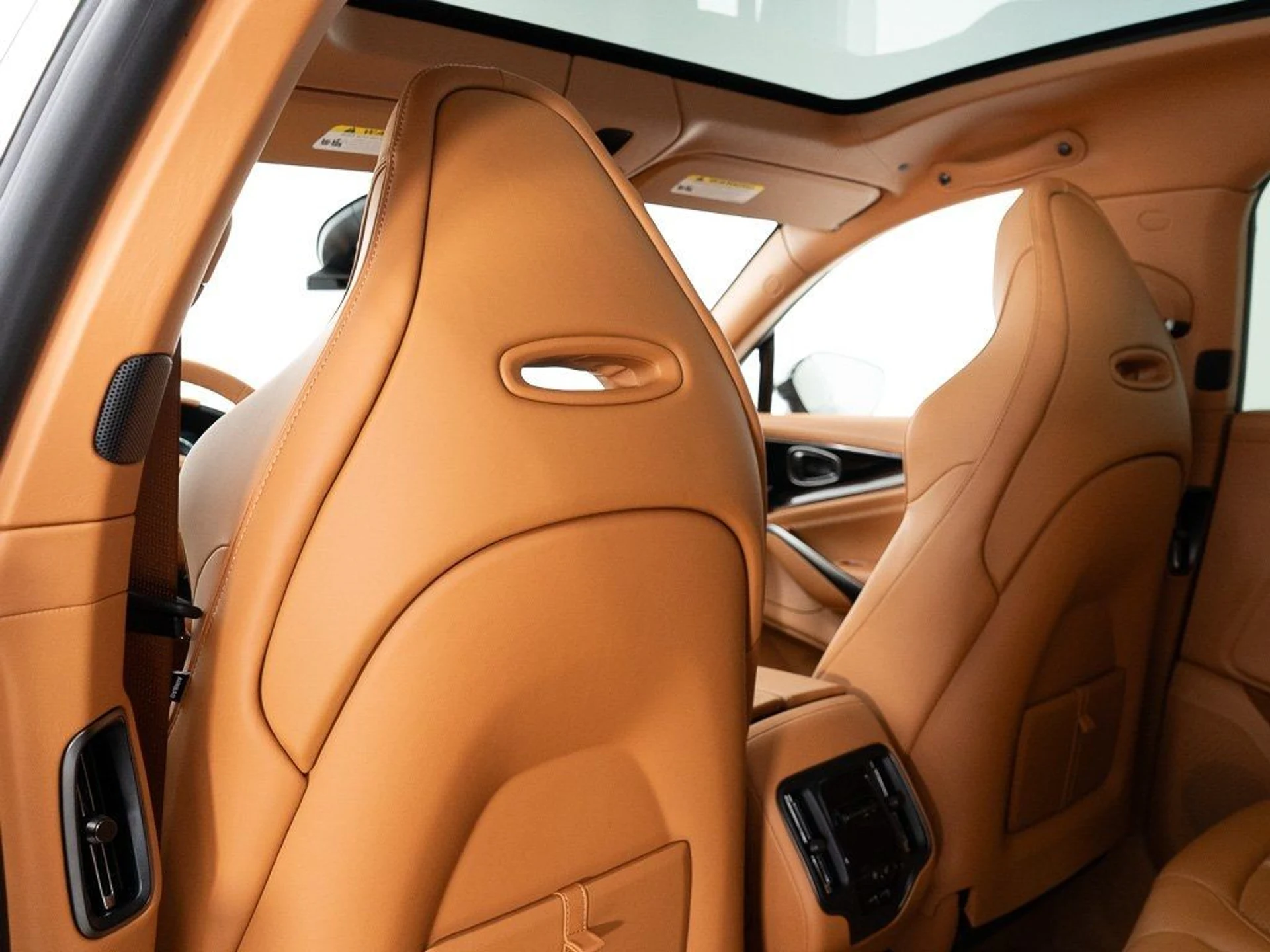 mph022_348636821_62abab602bdaeacad6467a73efd4ecce_97e000ef83